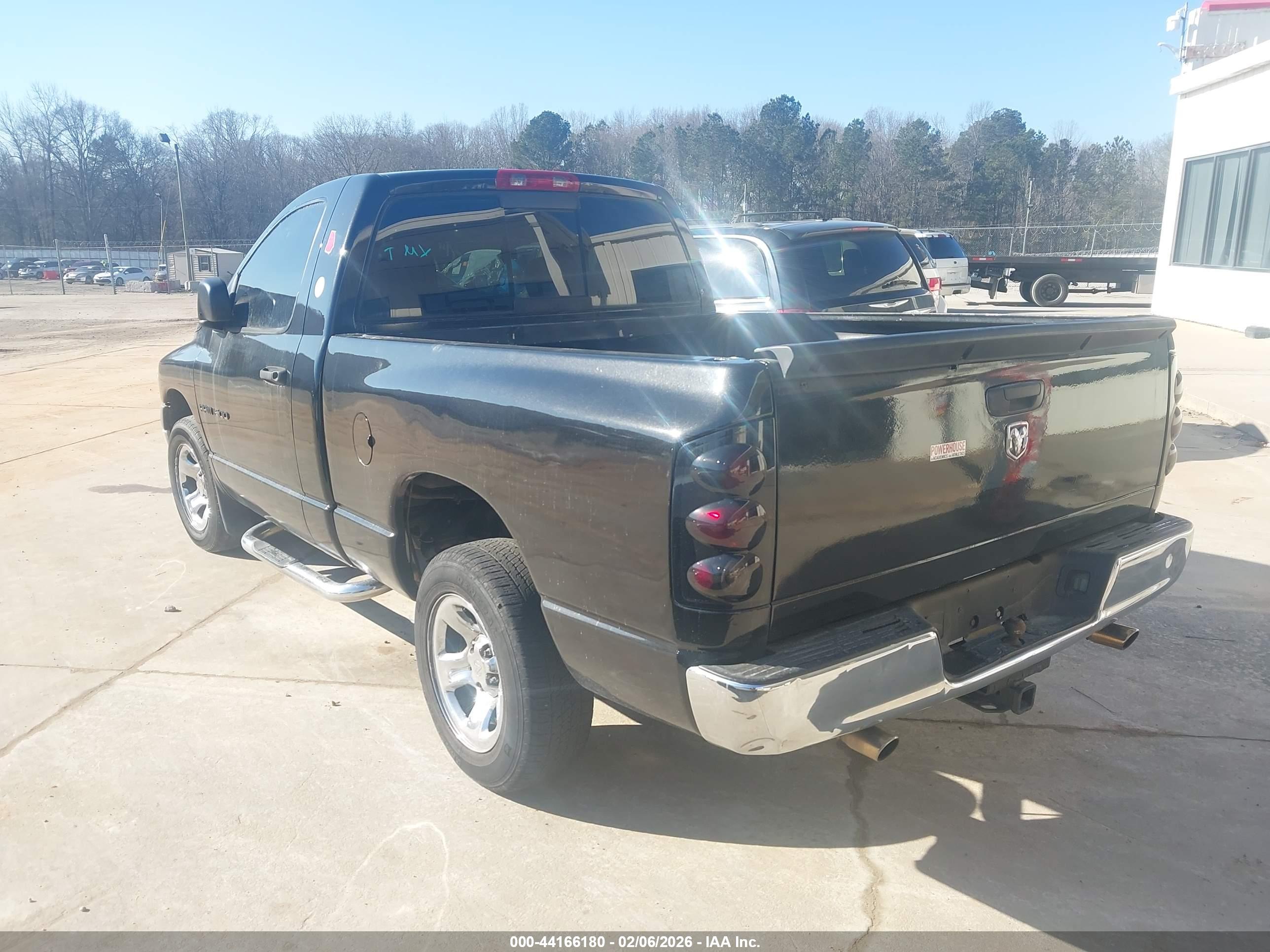 DODGE RAM image 3