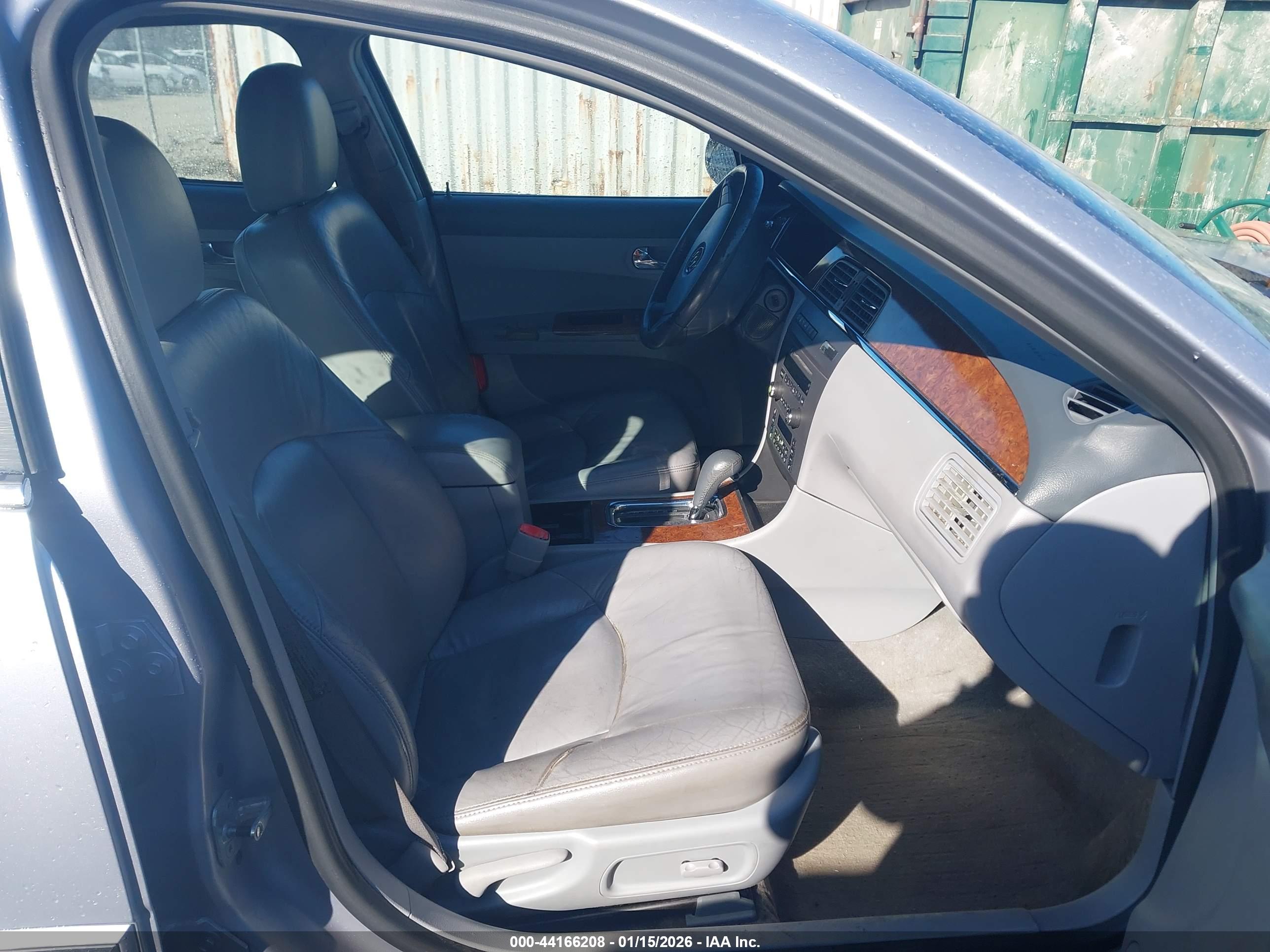BUICK LACROSSE image 5