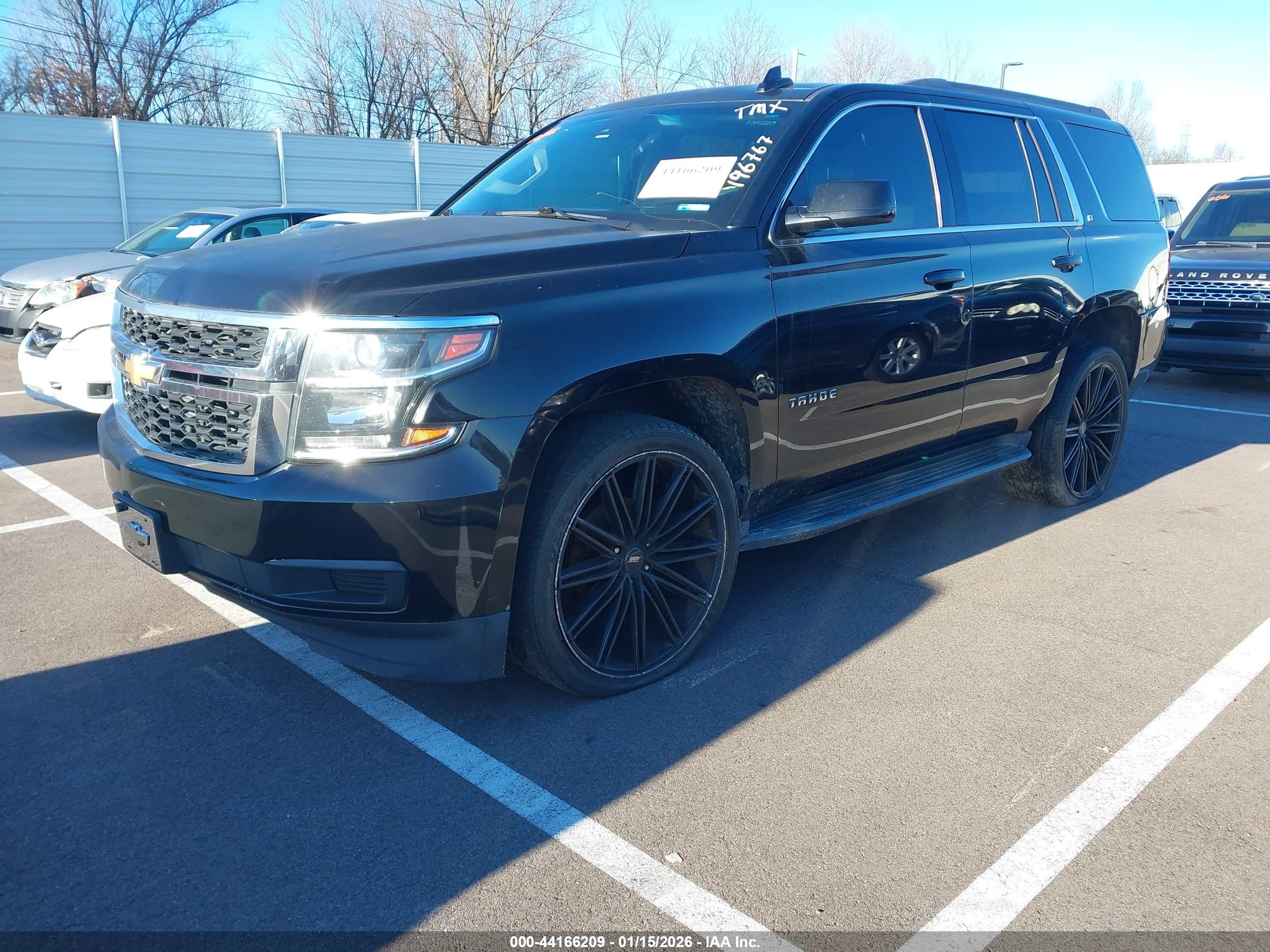 CHEVROLET TAHOE image 2