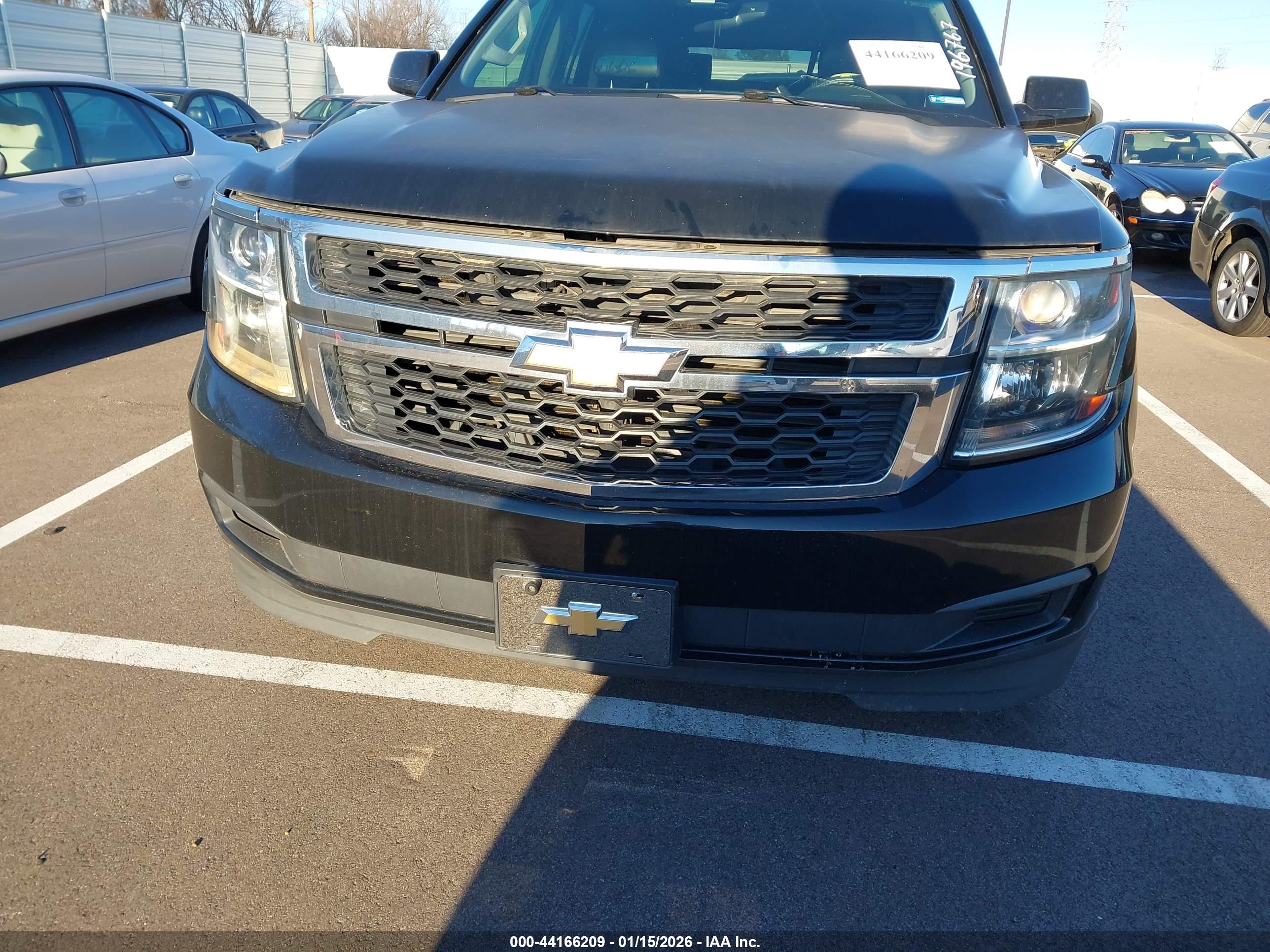 CHEVROLET TAHOE image 6
