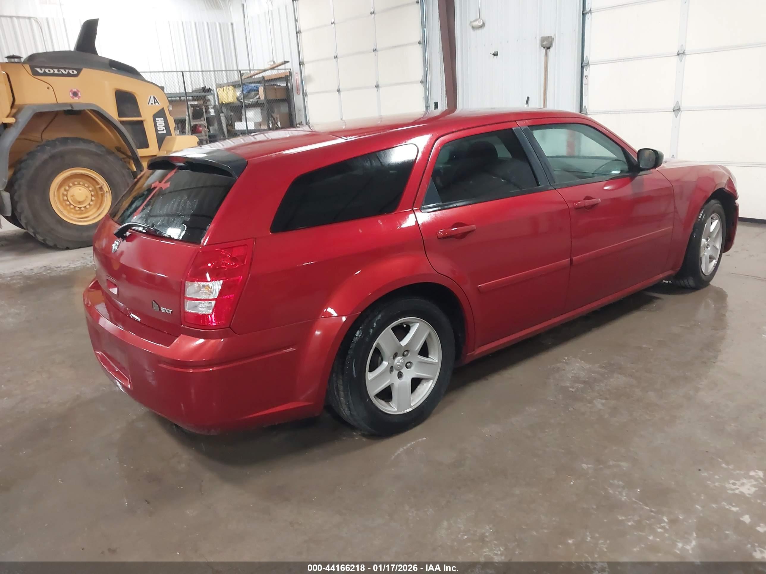 DODGE MAGNUM image 4