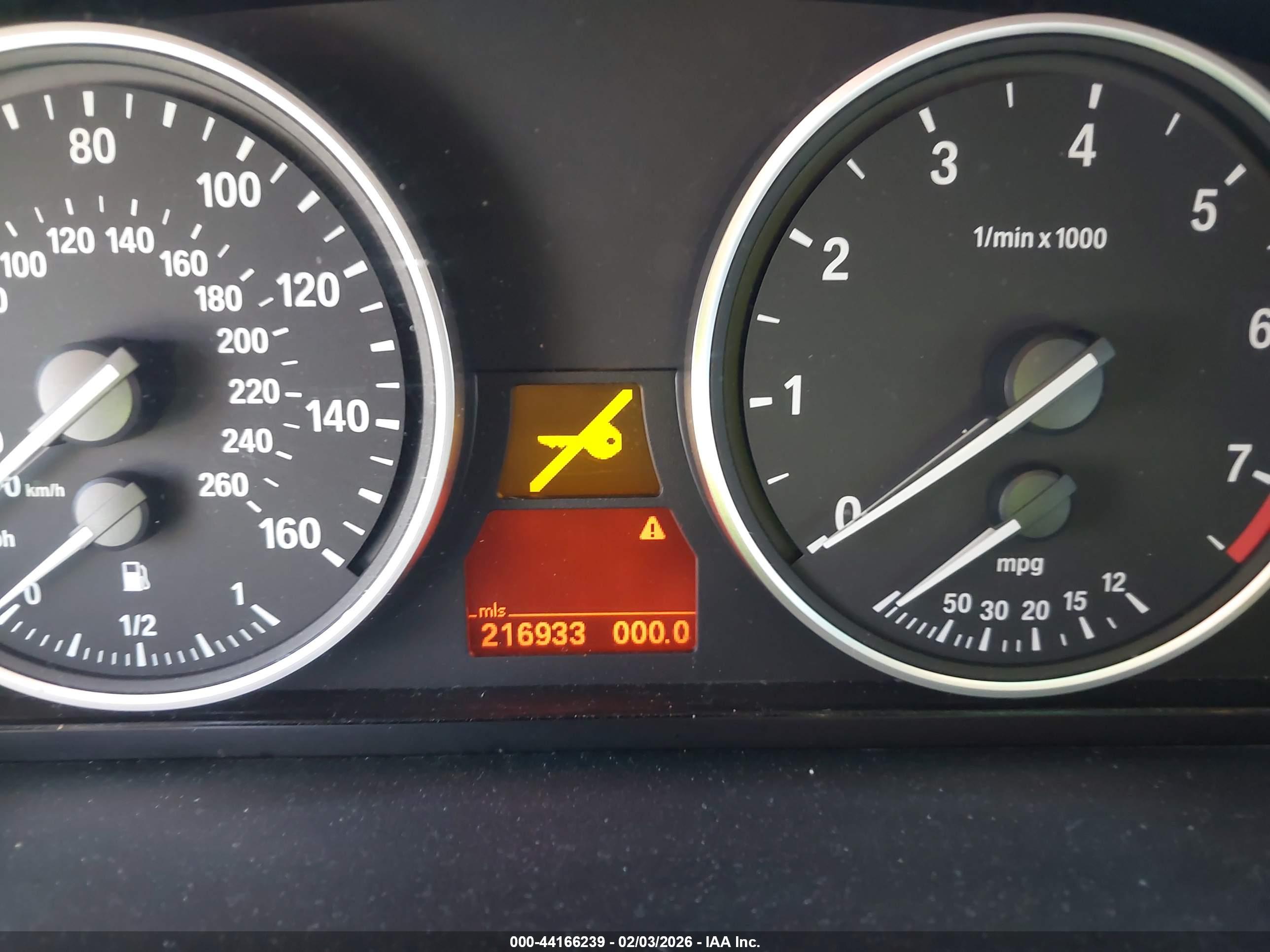 BMW 535XI image 7