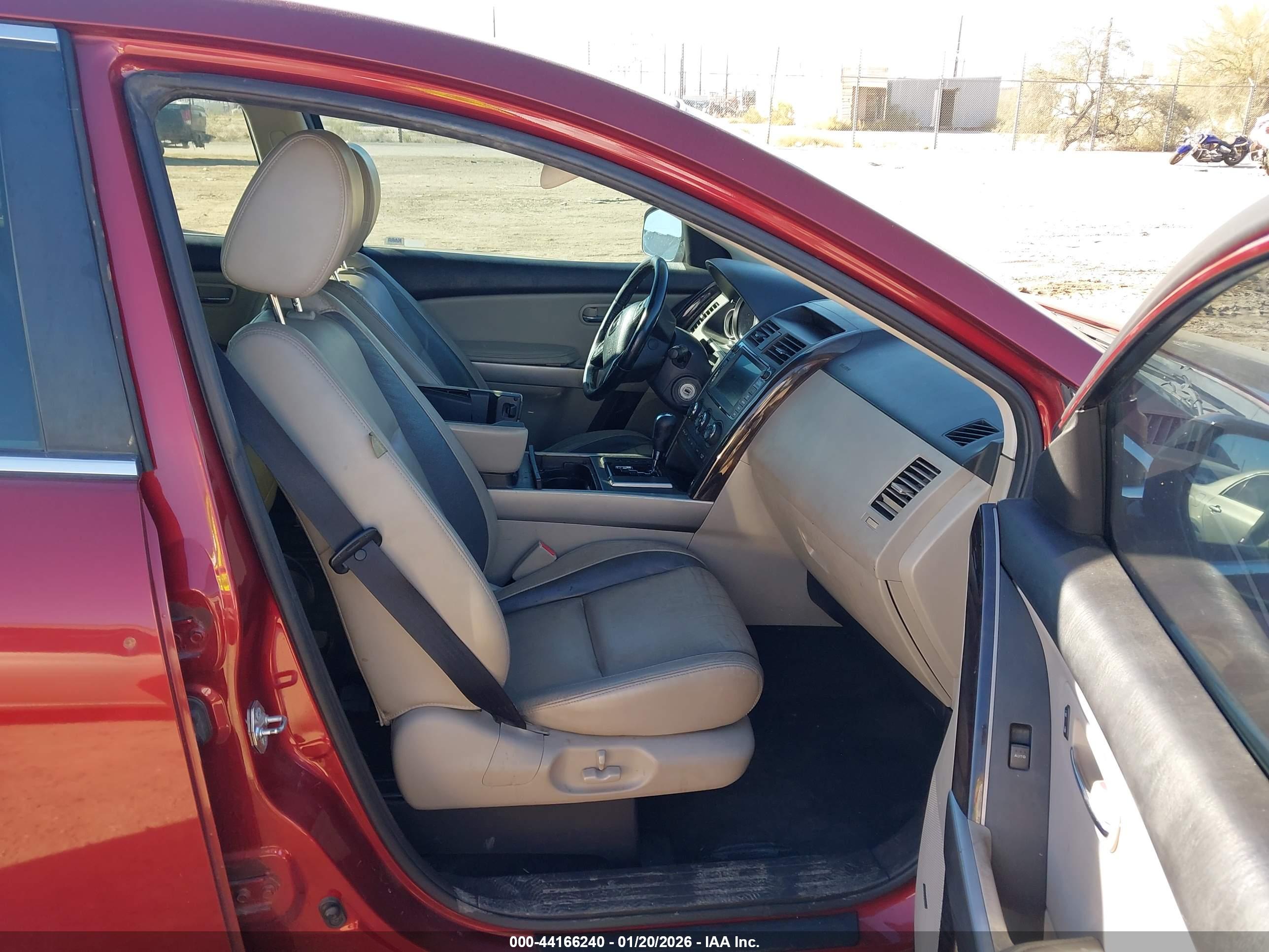 MAZDA CX-9 image 5
