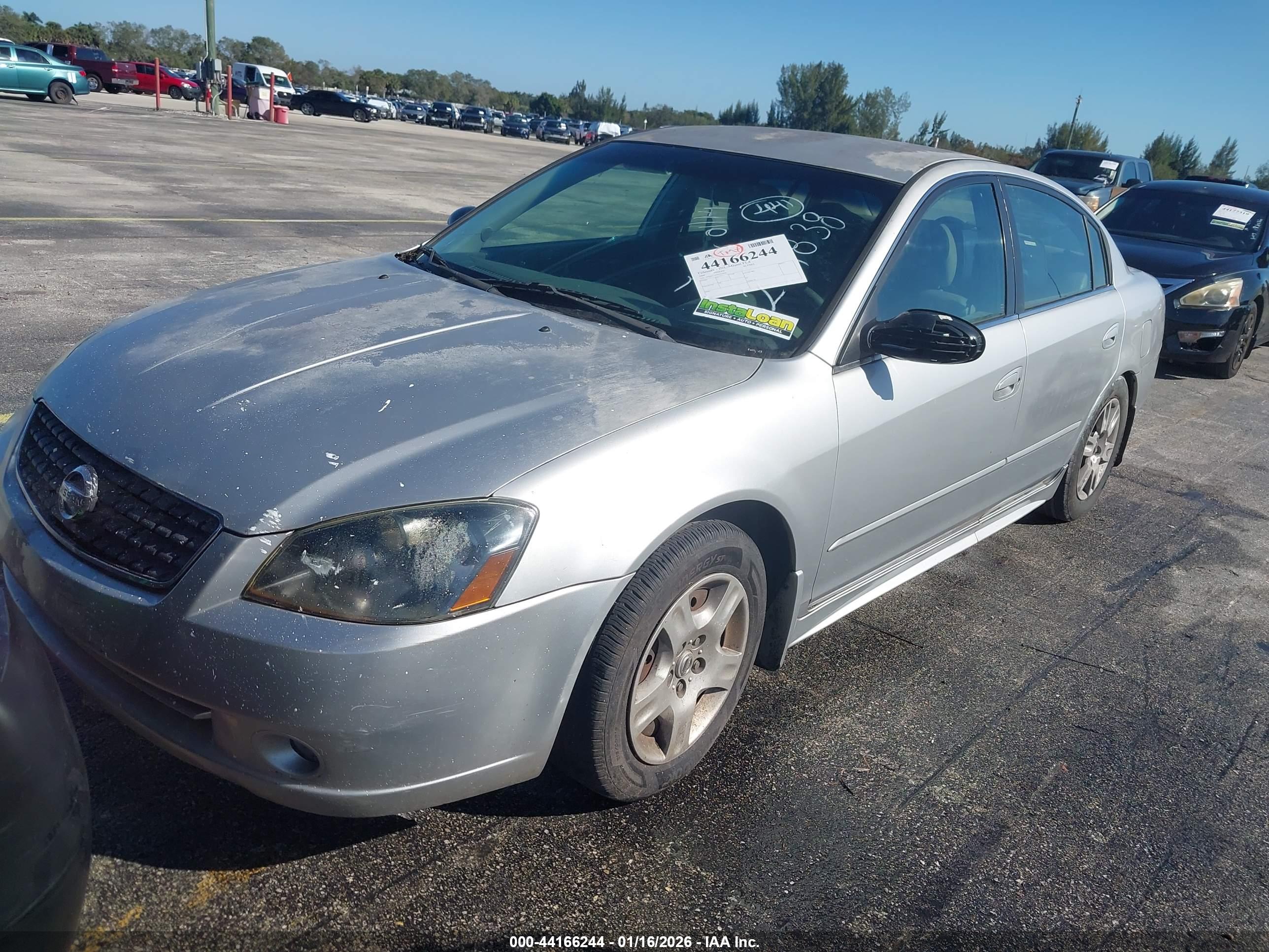 NISSAN ALTIMA image 6