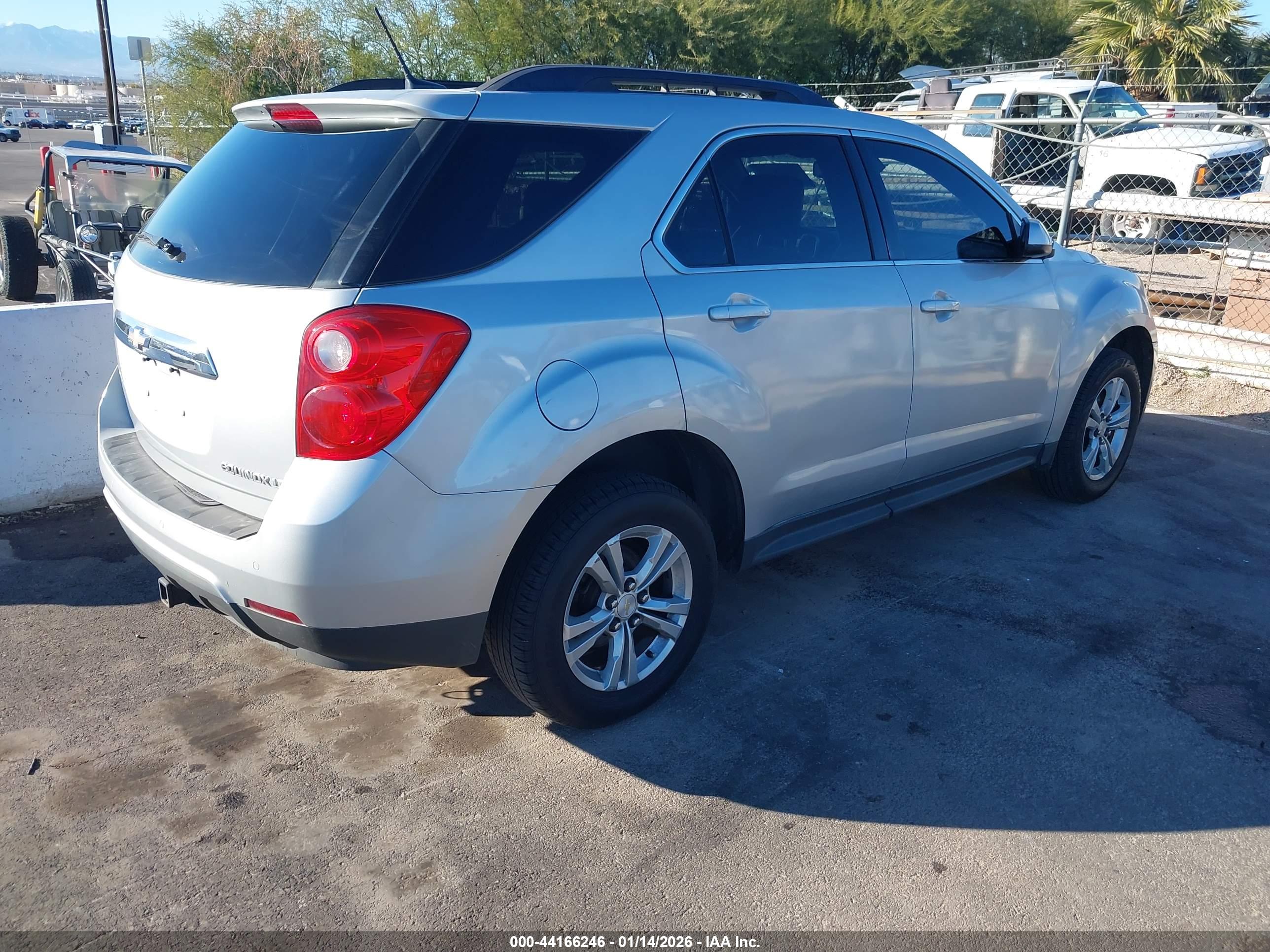 CHEVROLET EQUINOX image 4