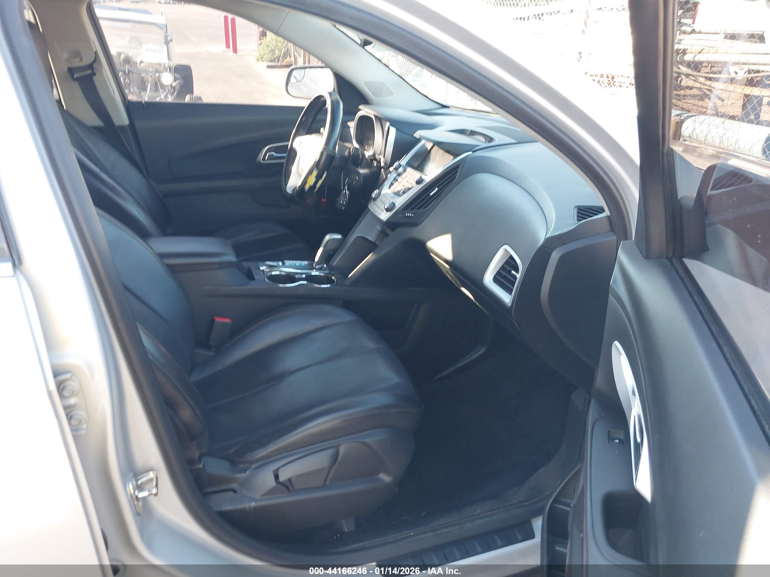 CHEVROLET EQUINOX image 5