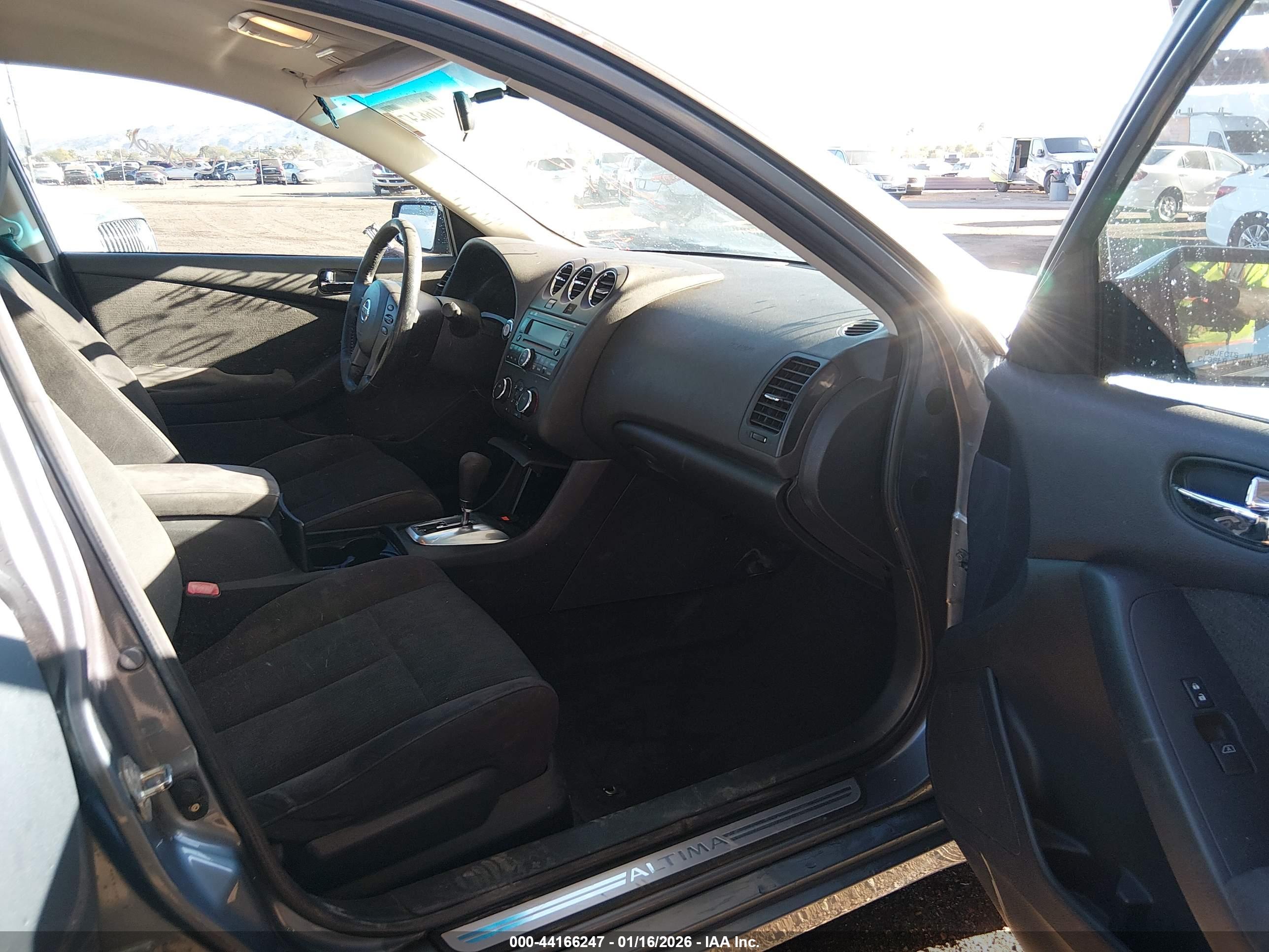 NISSAN ALTIMA image 5