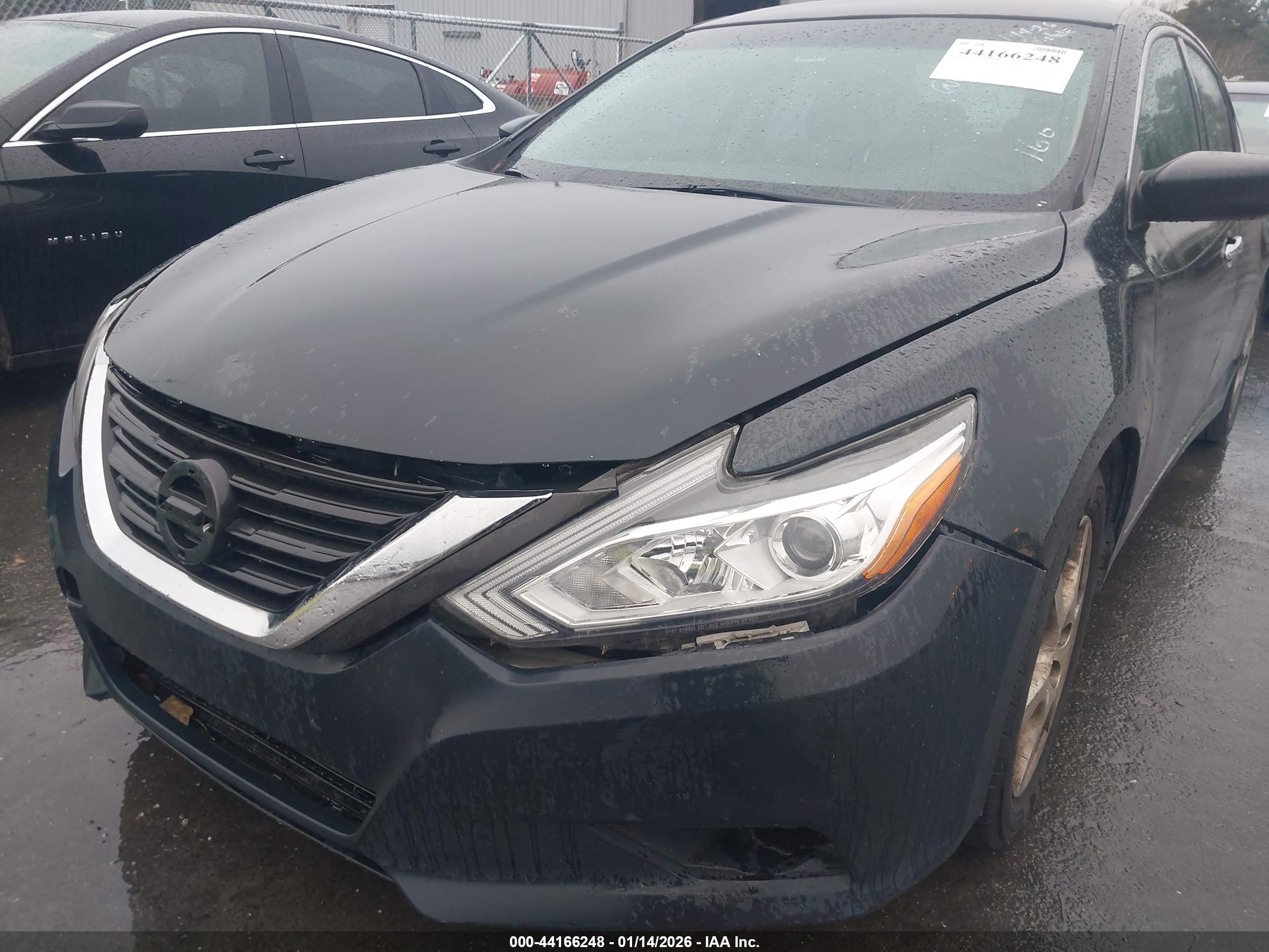 NISSAN ALTIMA image 10