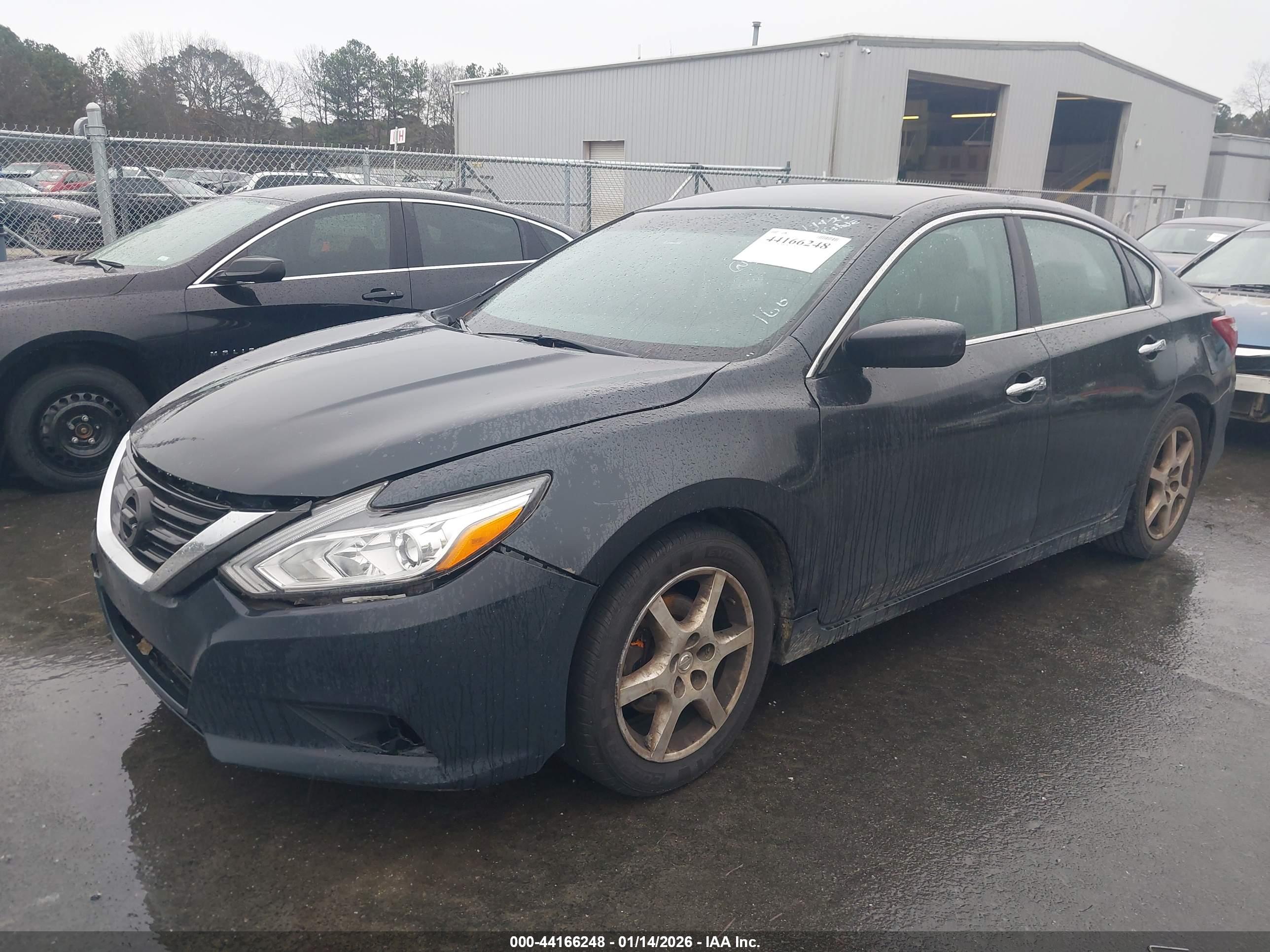 NISSAN ALTIMA image 2