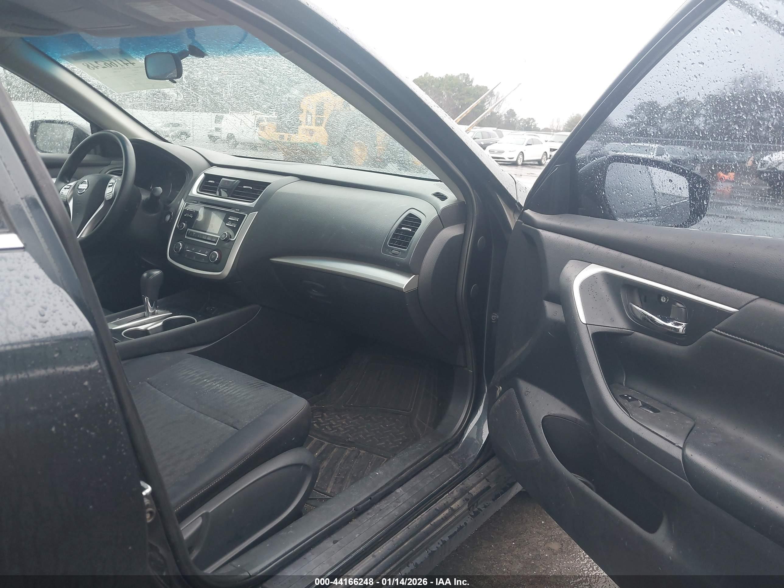 NISSAN ALTIMA image 5