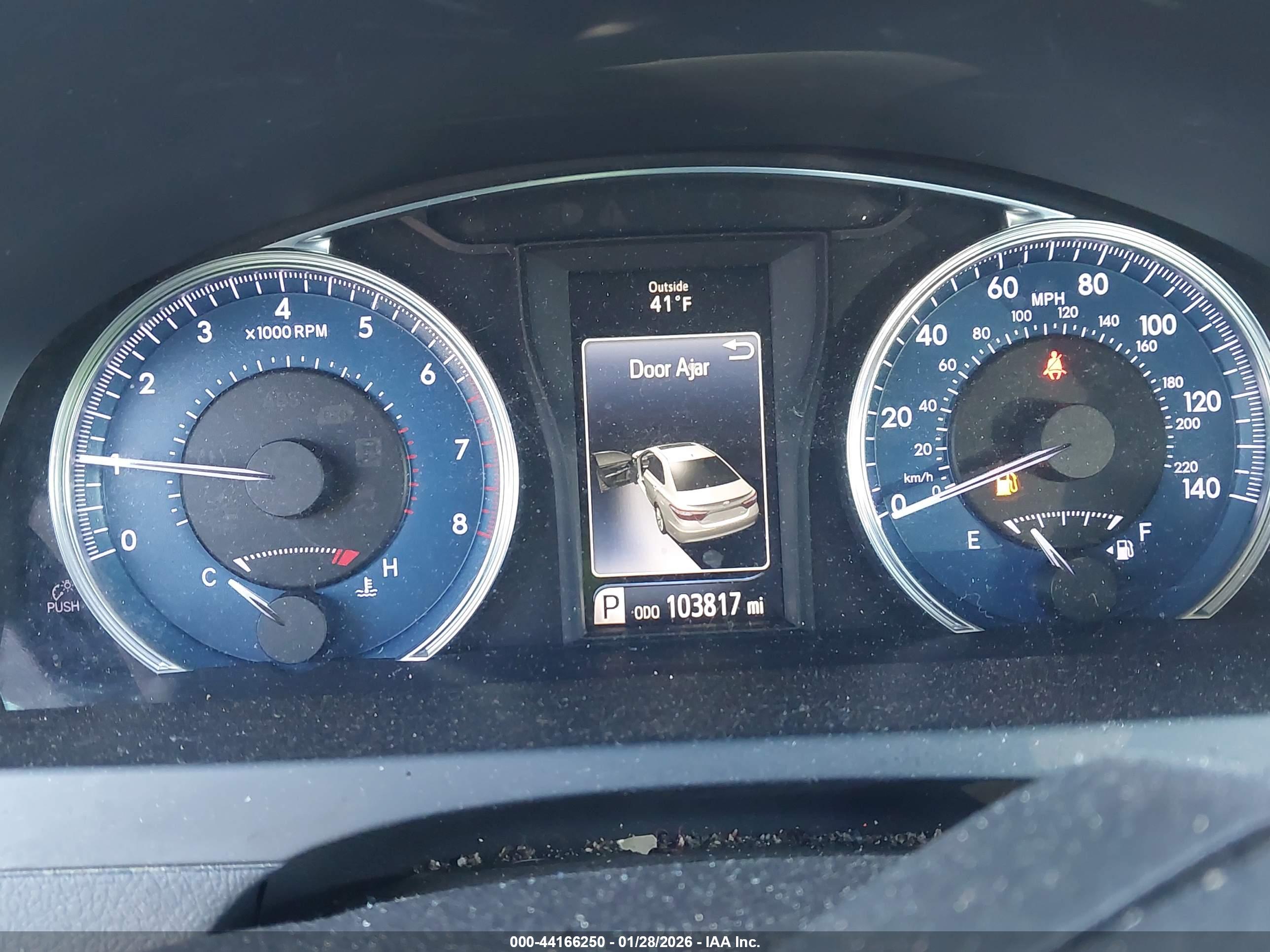 TOYOTA CAMRY image 7