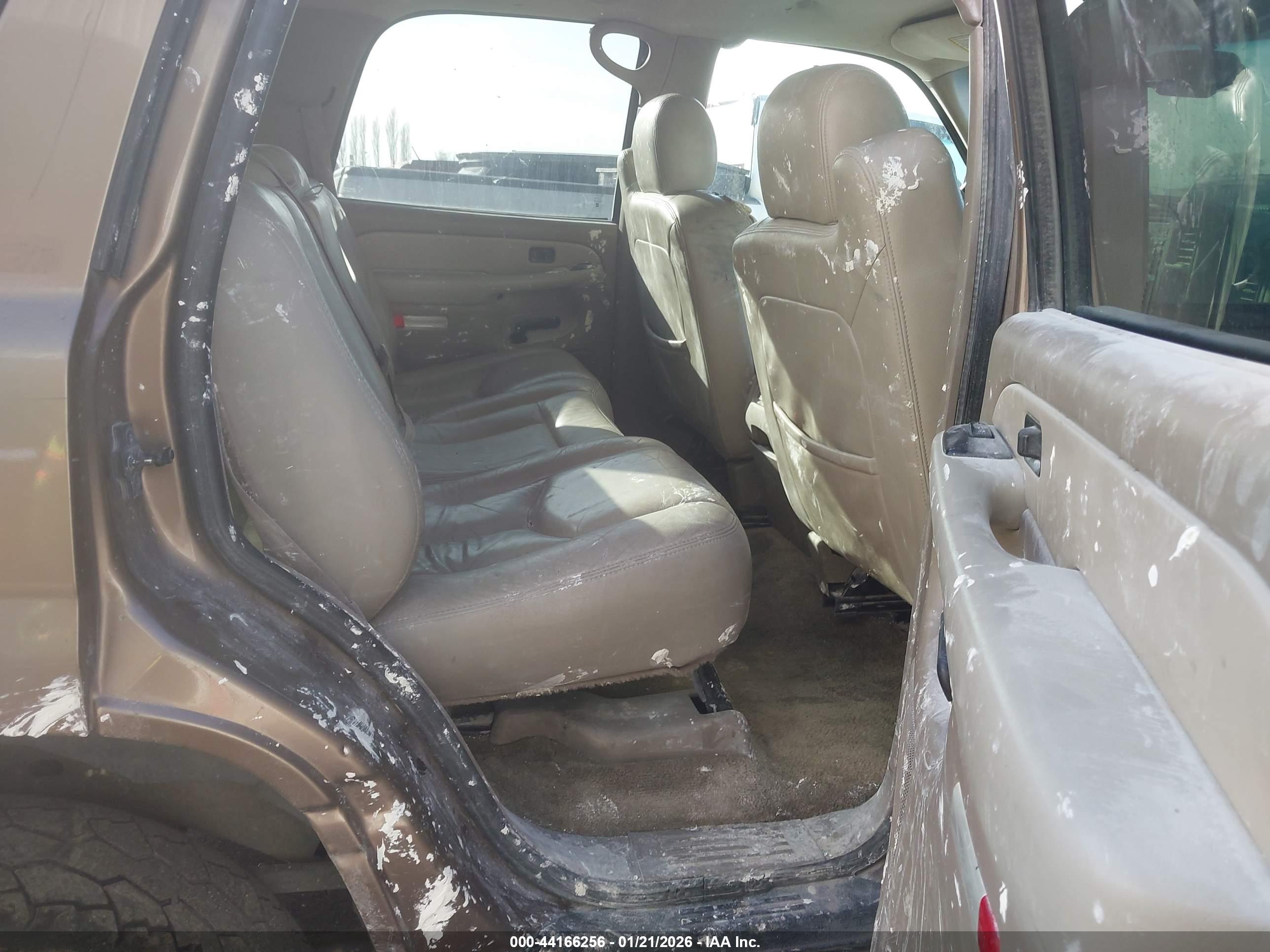 GMC YUKON image 8