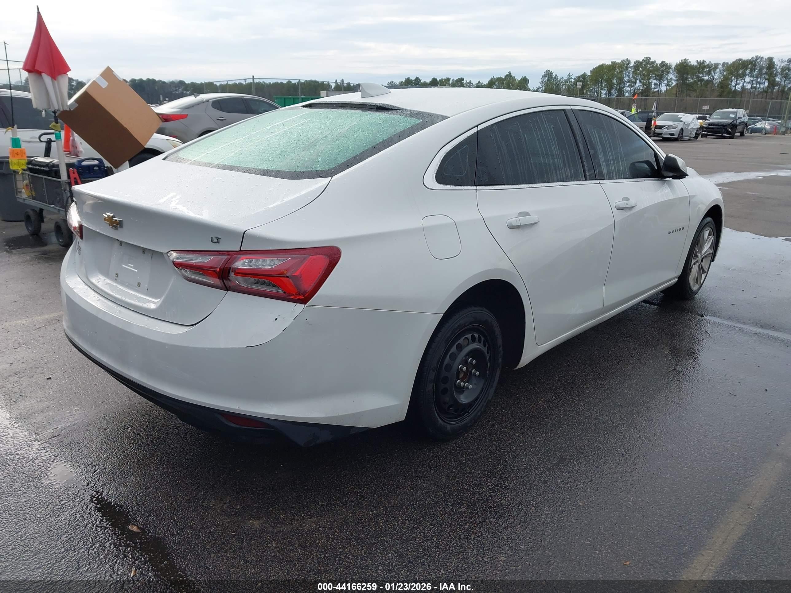 CHEVROLET MALIBU image 4