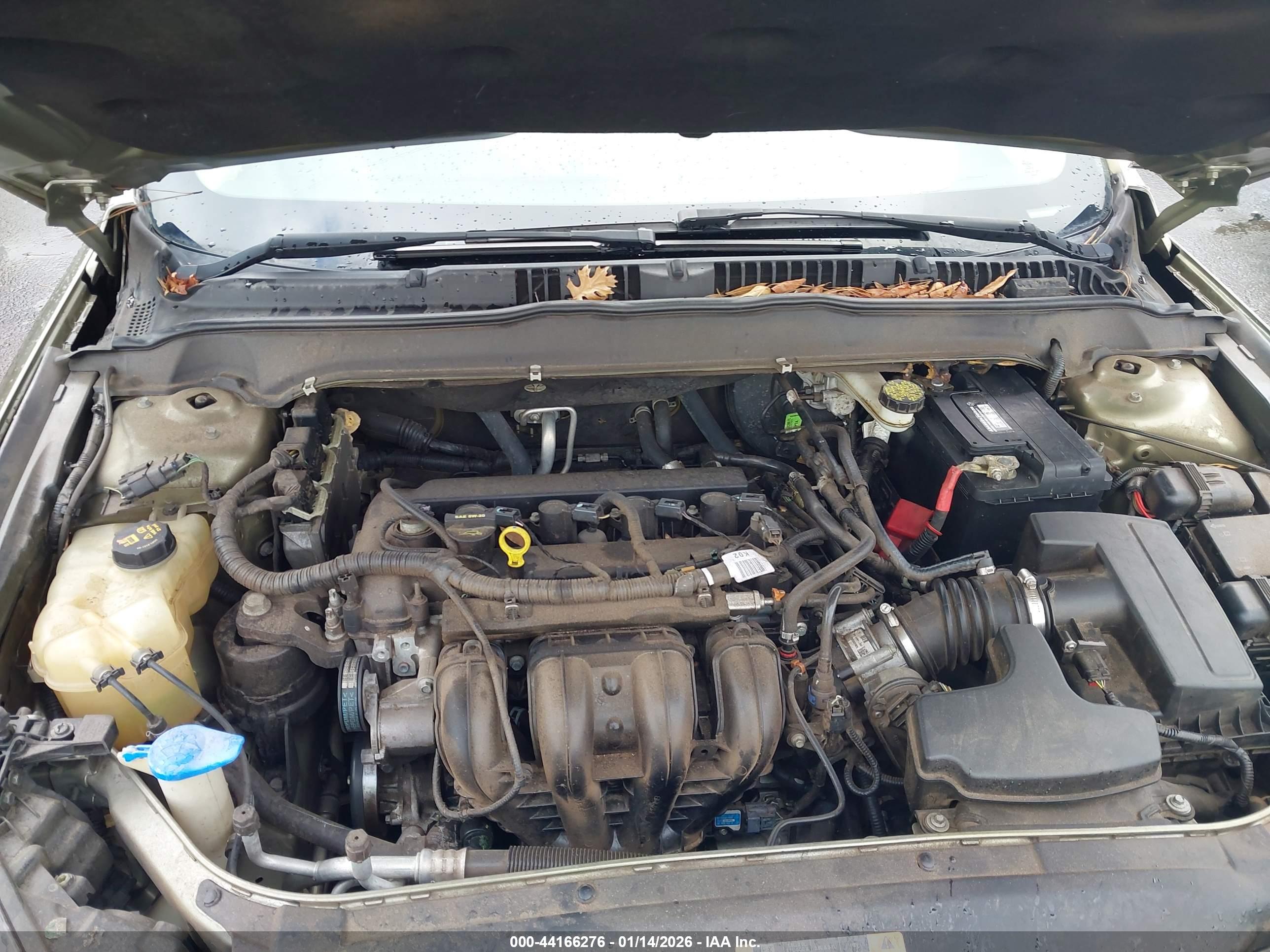 FORD FUSION image 10