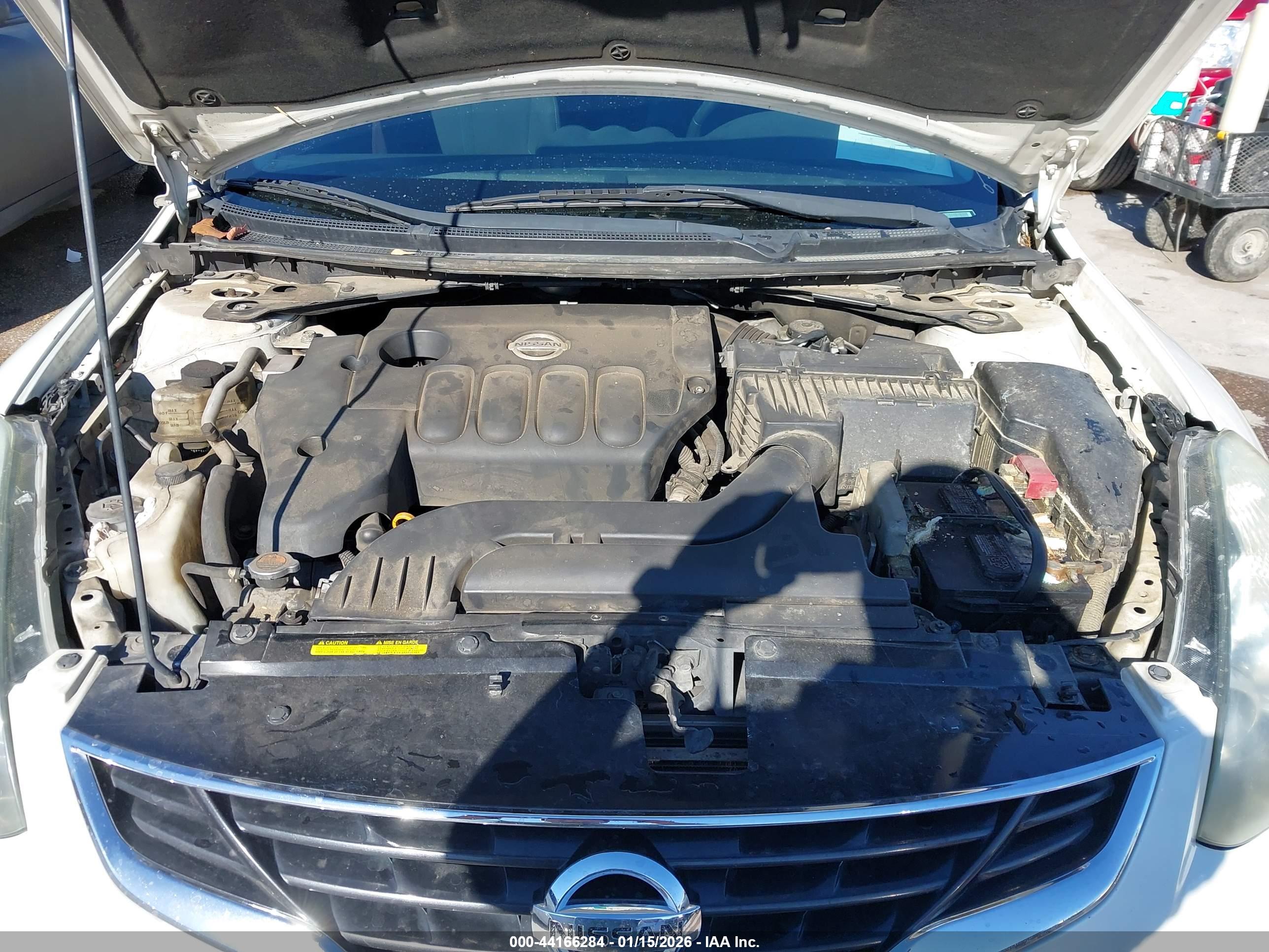 NISSAN ALTIMA image 10