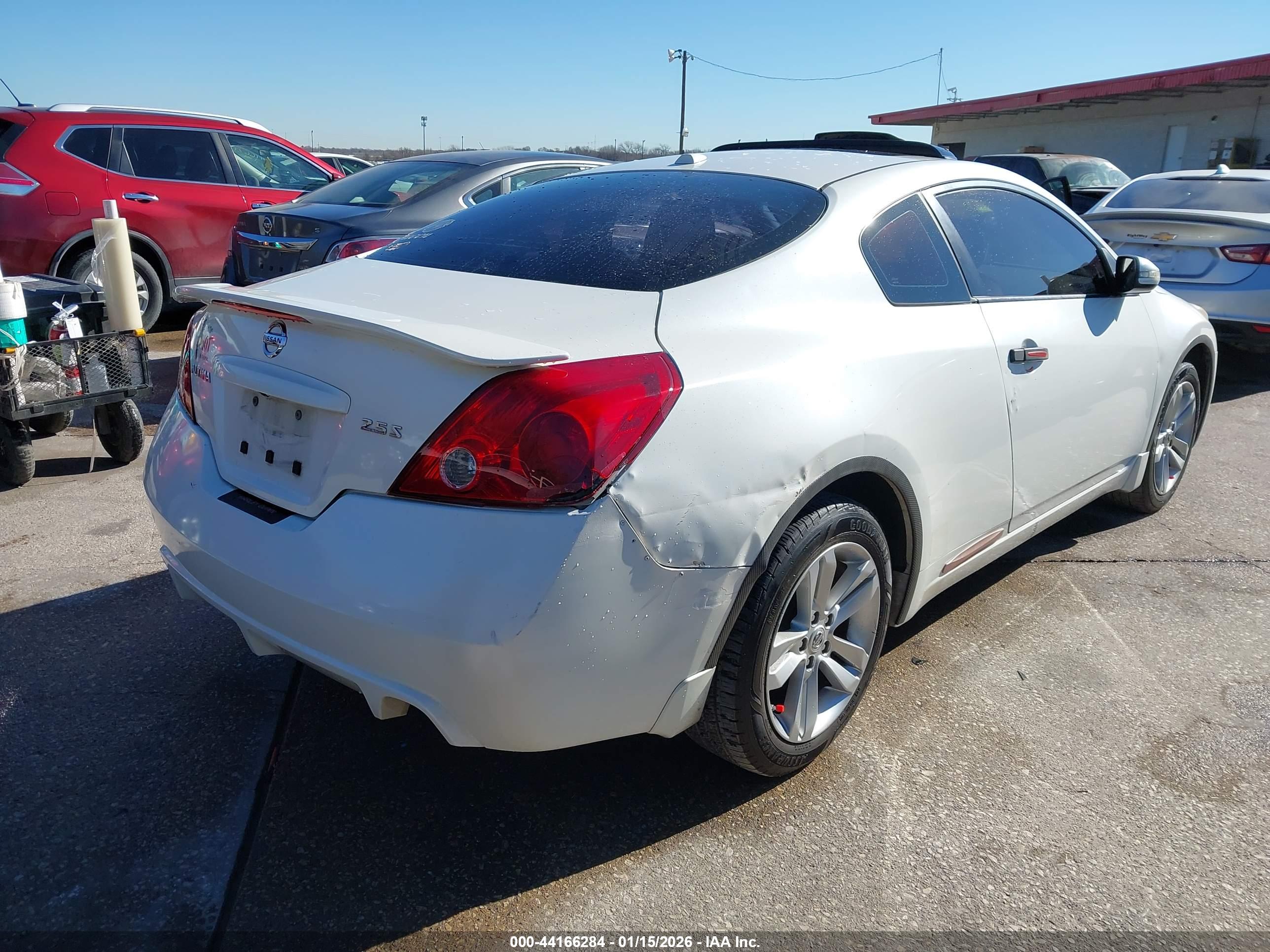 NISSAN ALTIMA image 4