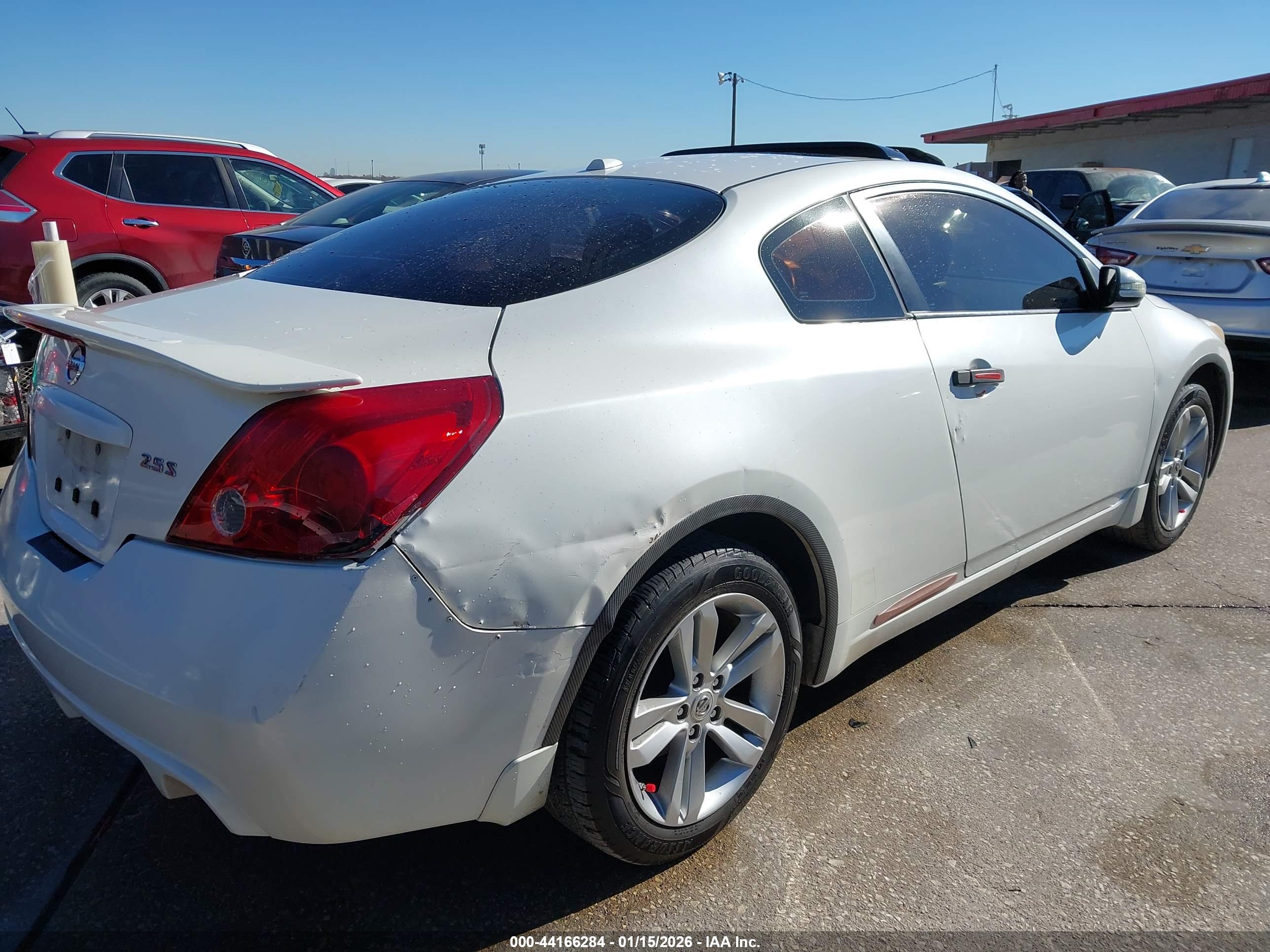NISSAN ALTIMA image 6
