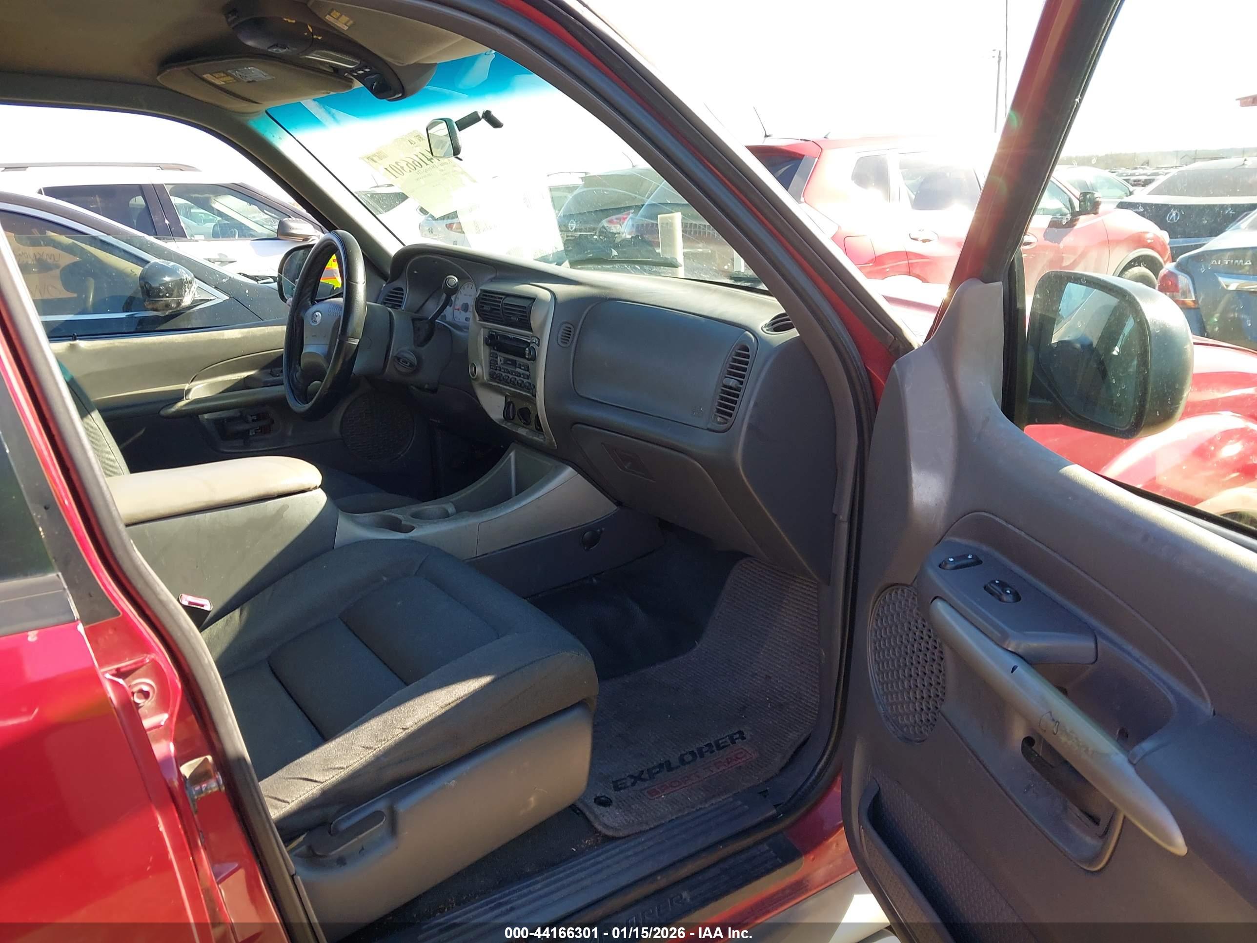 FORD EXPLORER image 5