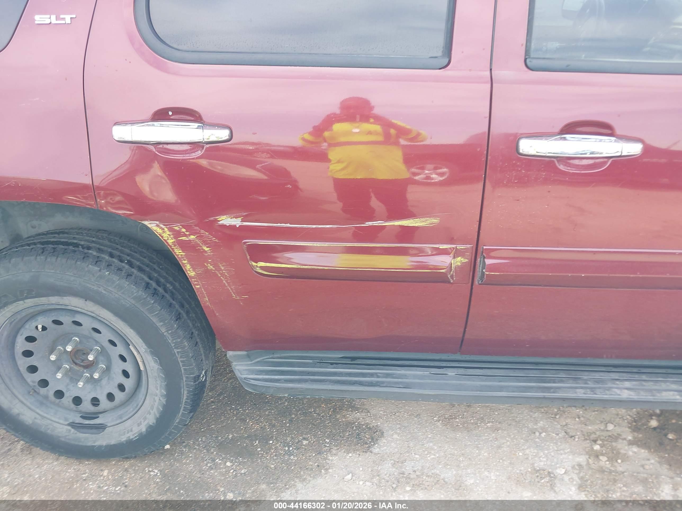 GMC YUKON image 6