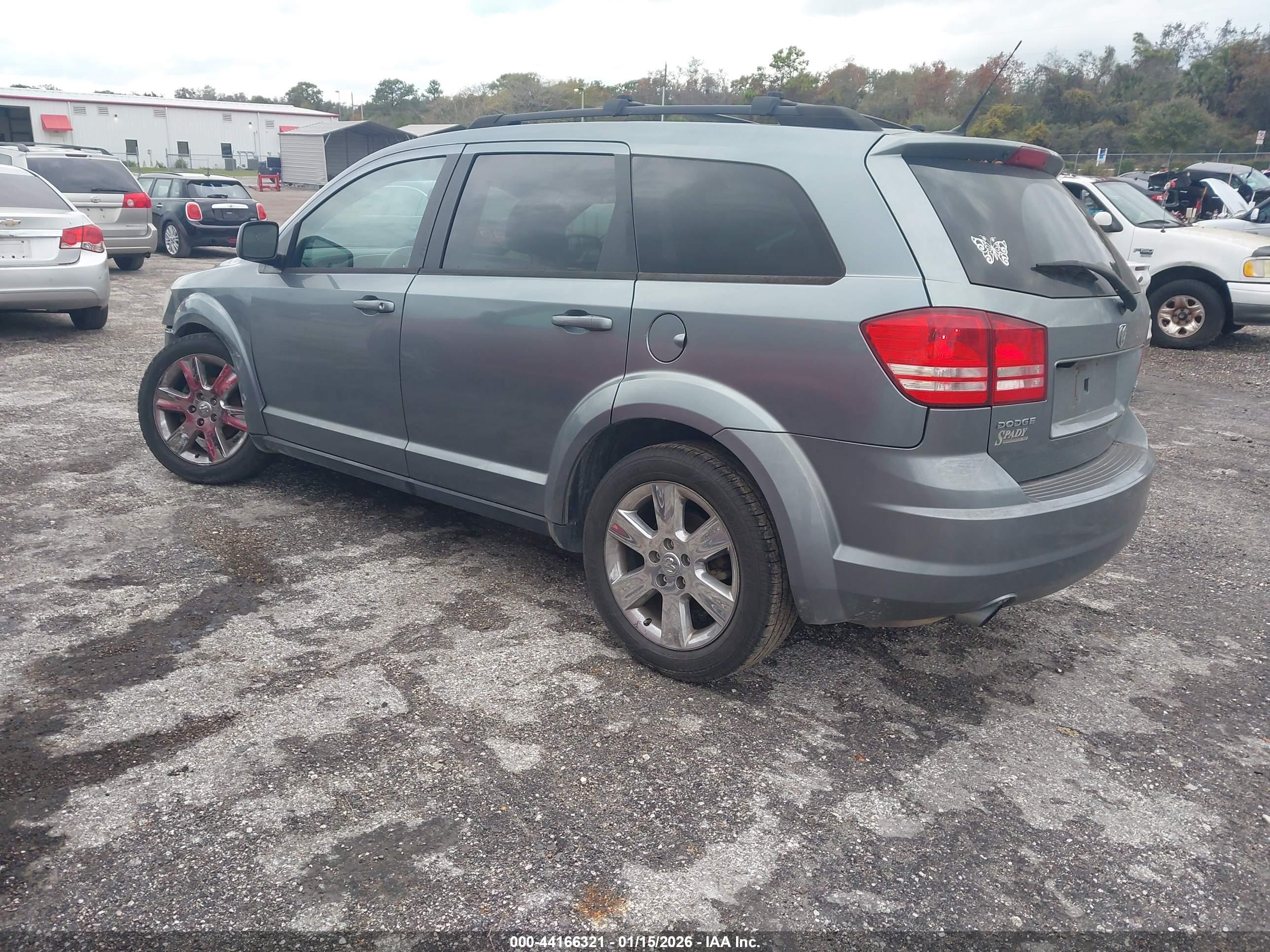 DODGE JOURNEY image 3