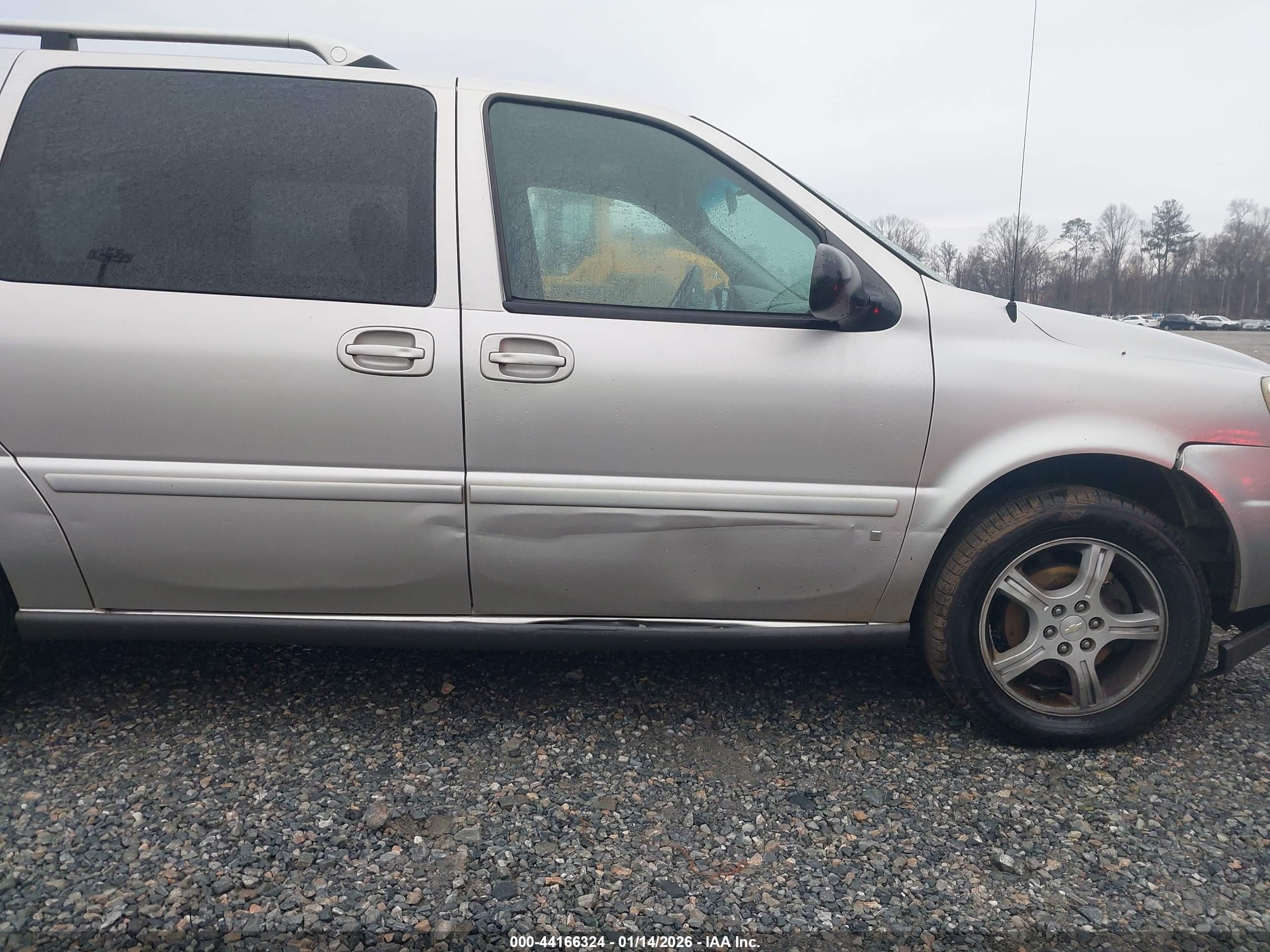 CHEVROLET UPLANDER image 6