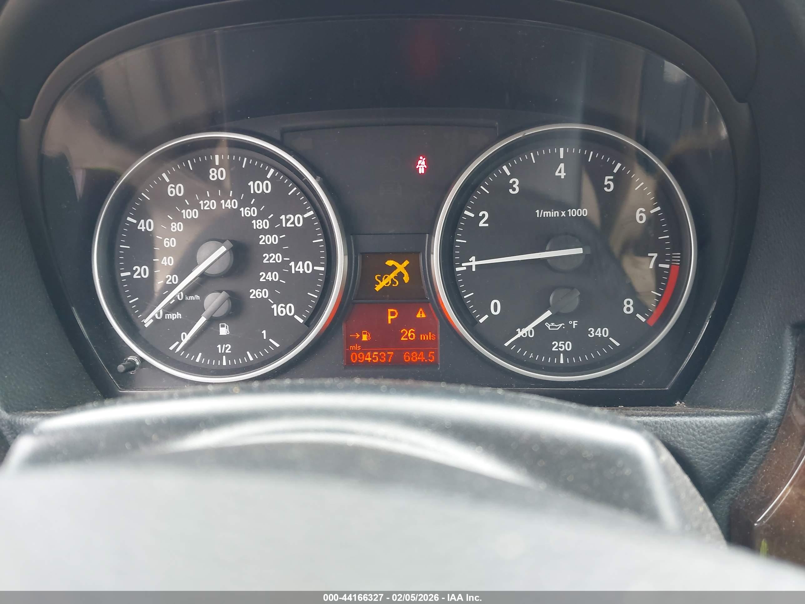 BMW 328I image 7