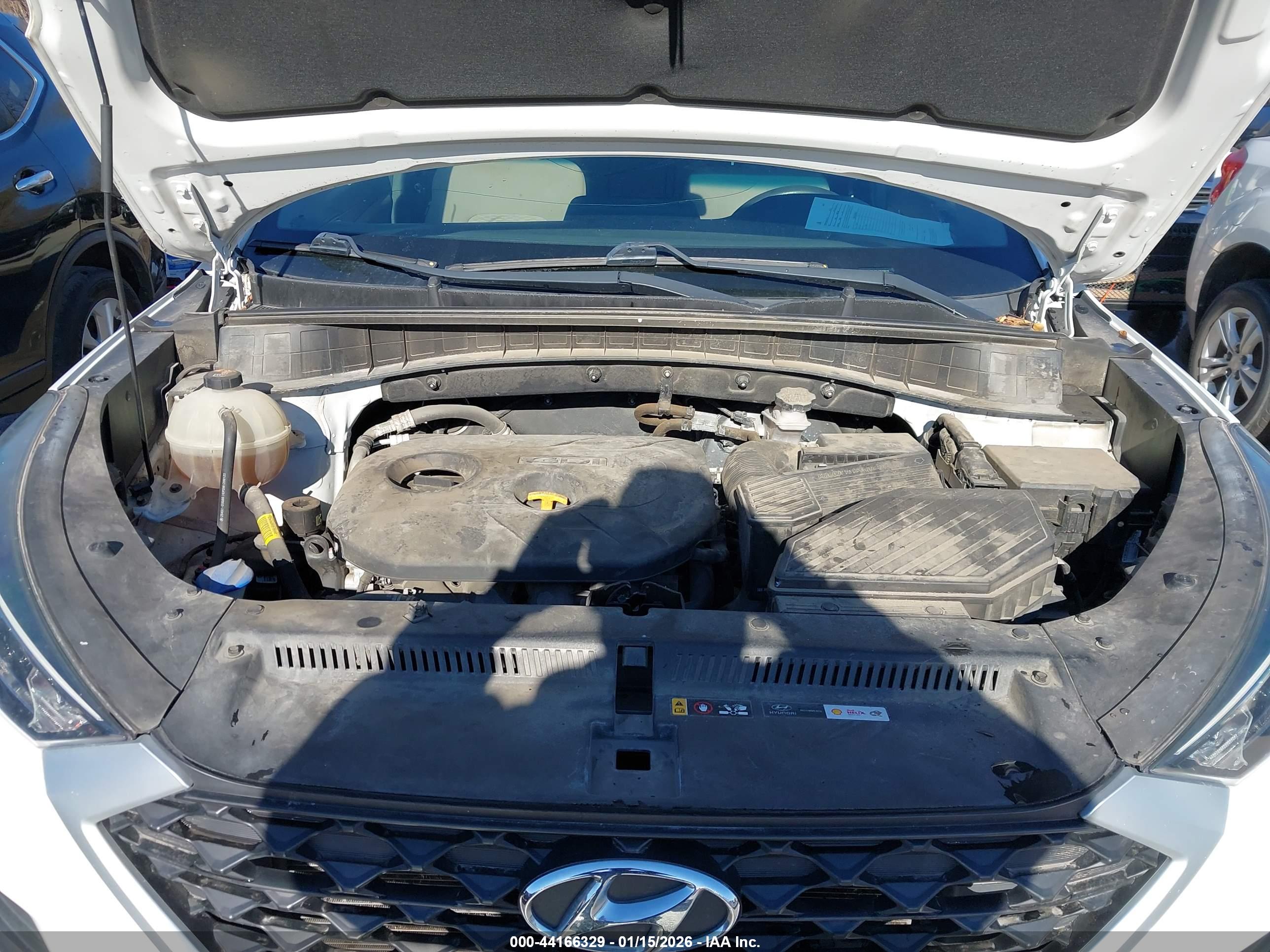 HYUNDAI TUCSON image 10