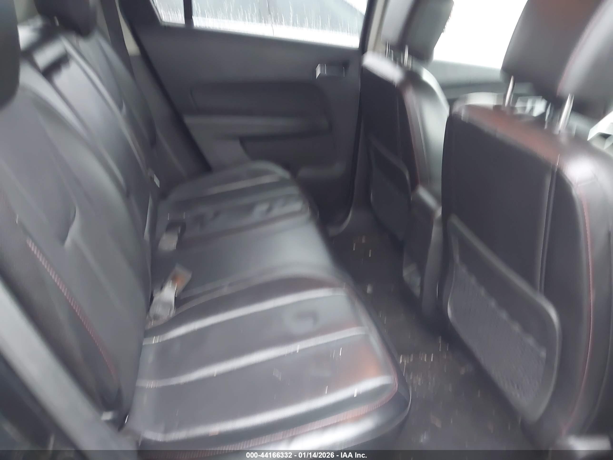 GMC TERRAIN image 8