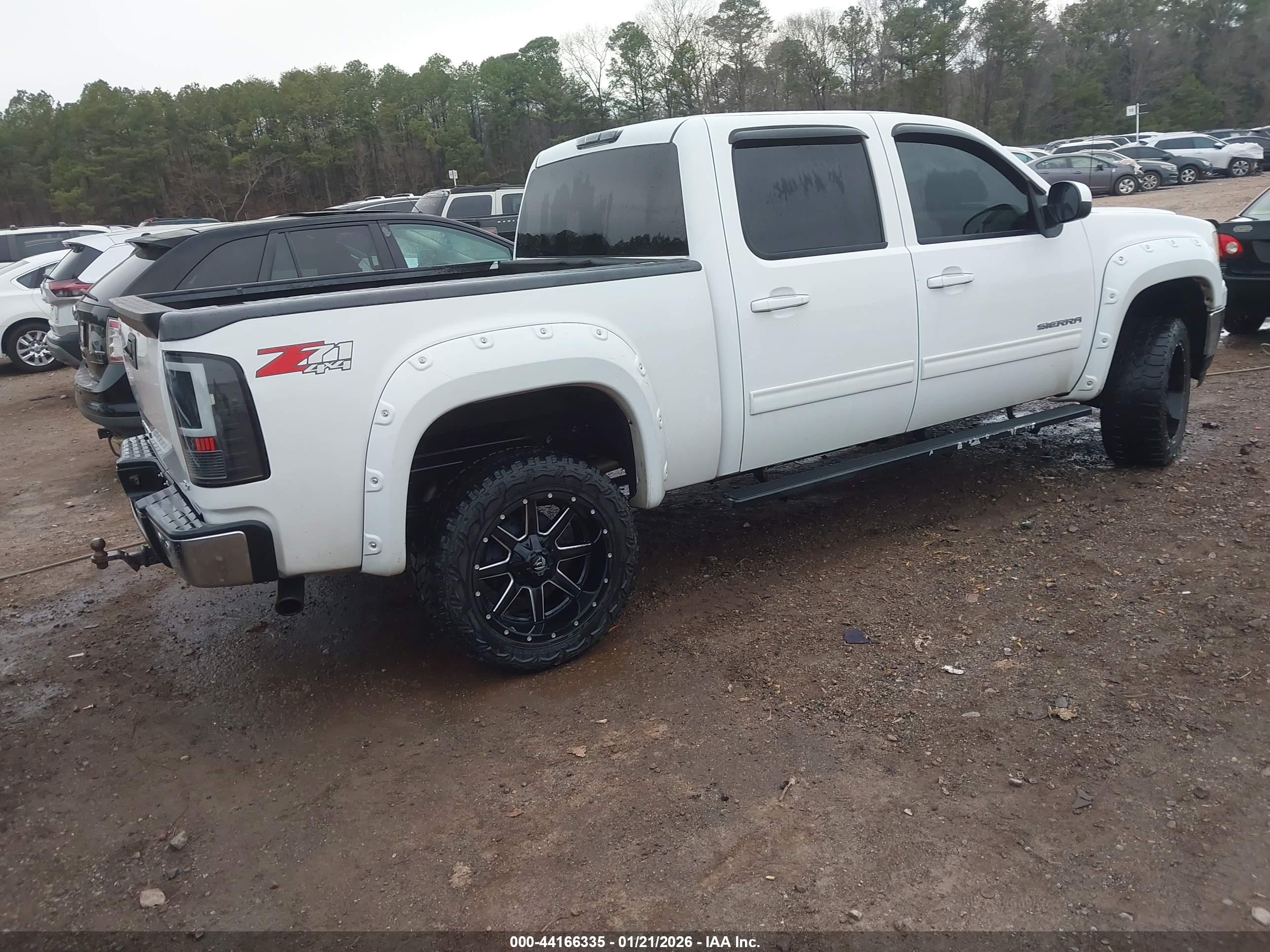 GMC SIERRA image 4