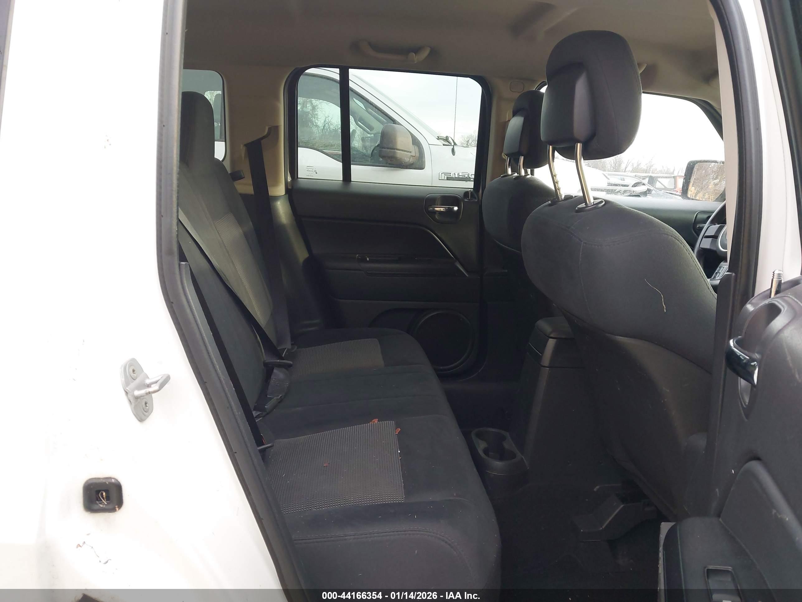 JEEP PATRIOT image 8