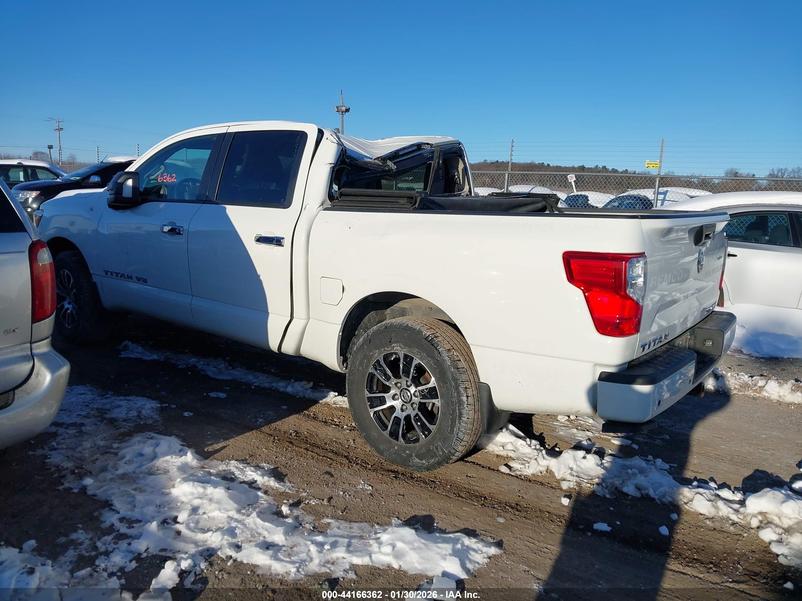 NISSAN TITAN image 3