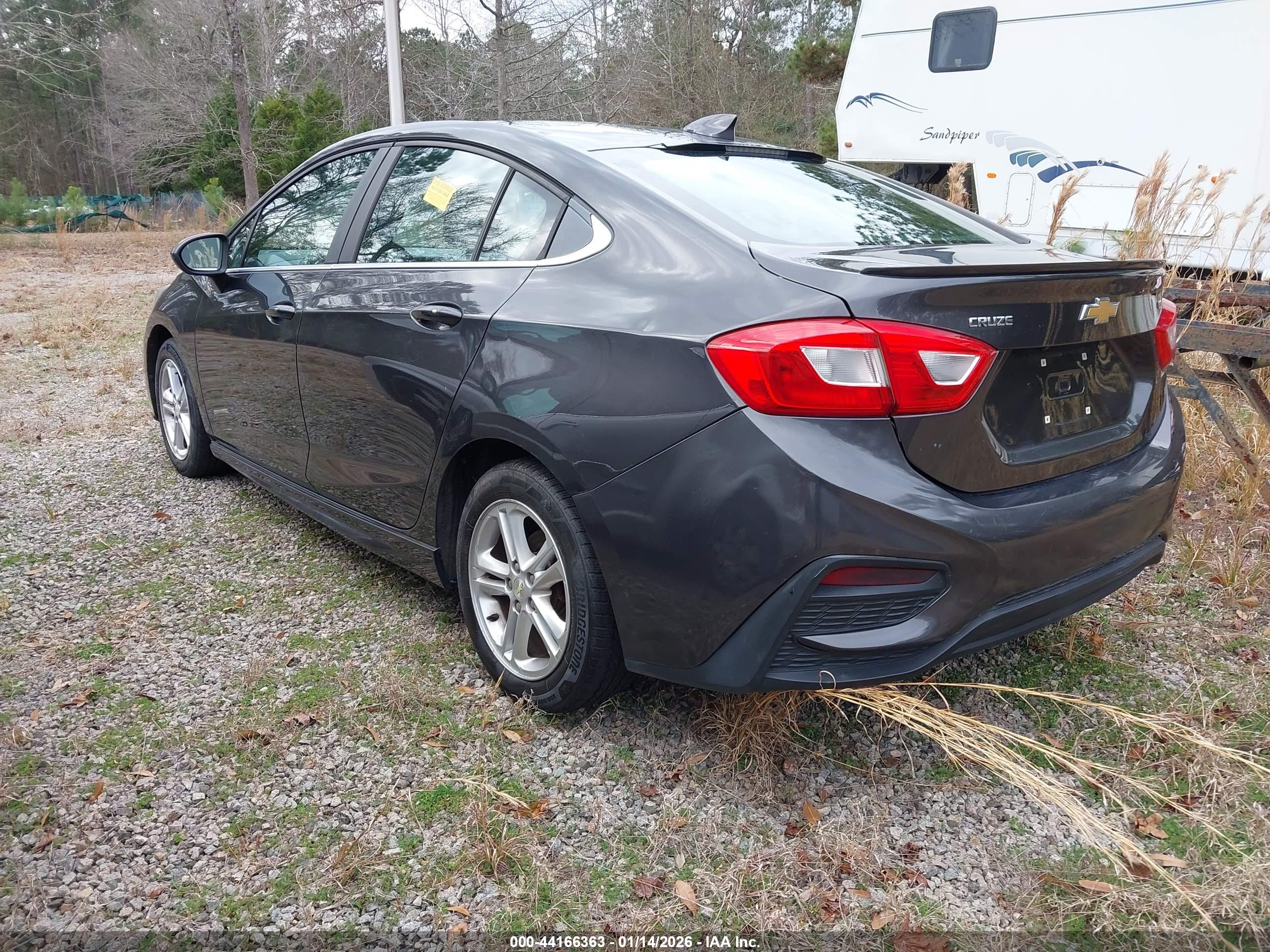 CHEVROLET CRUZE image 3