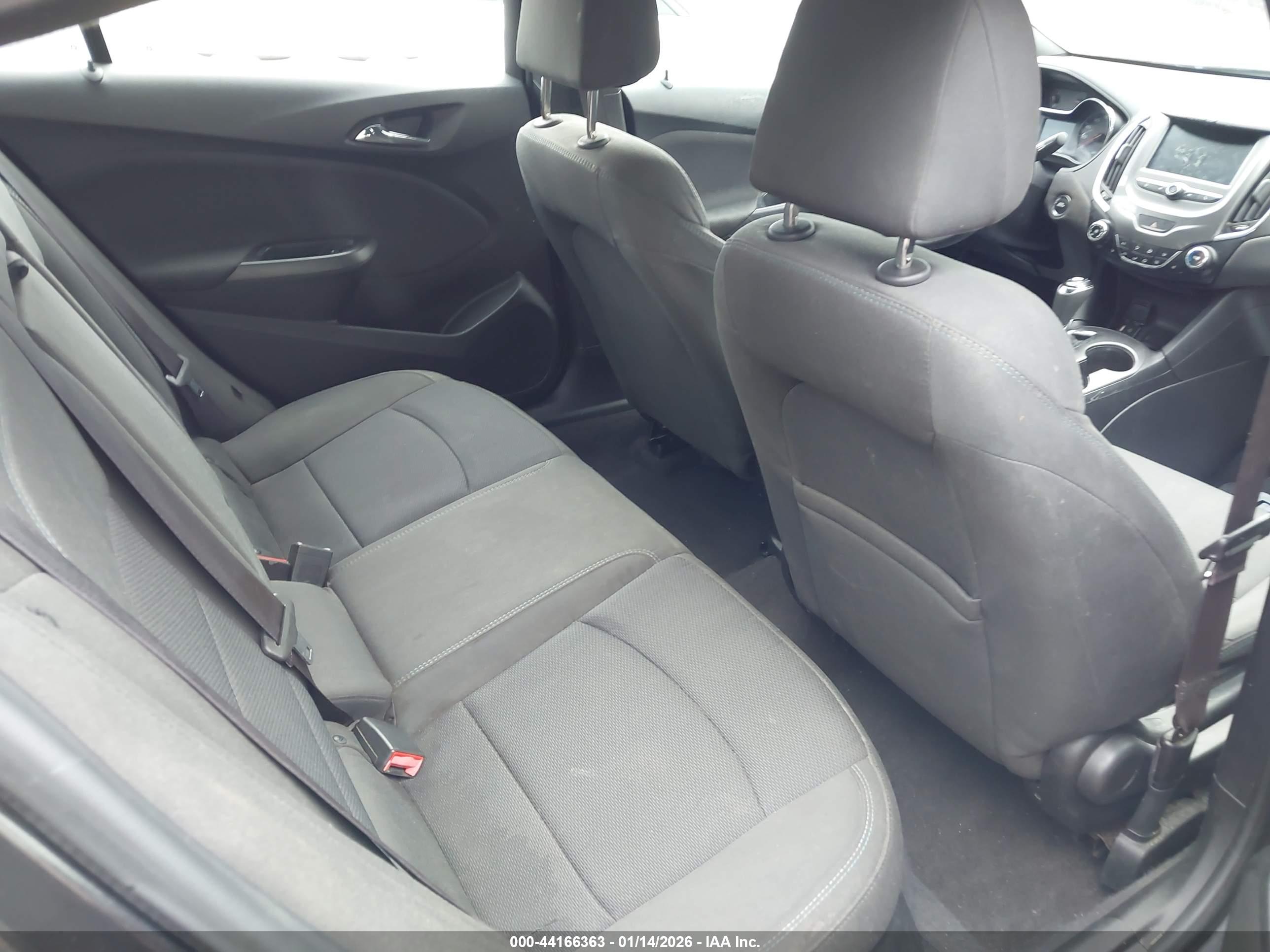 CHEVROLET CRUZE image 8