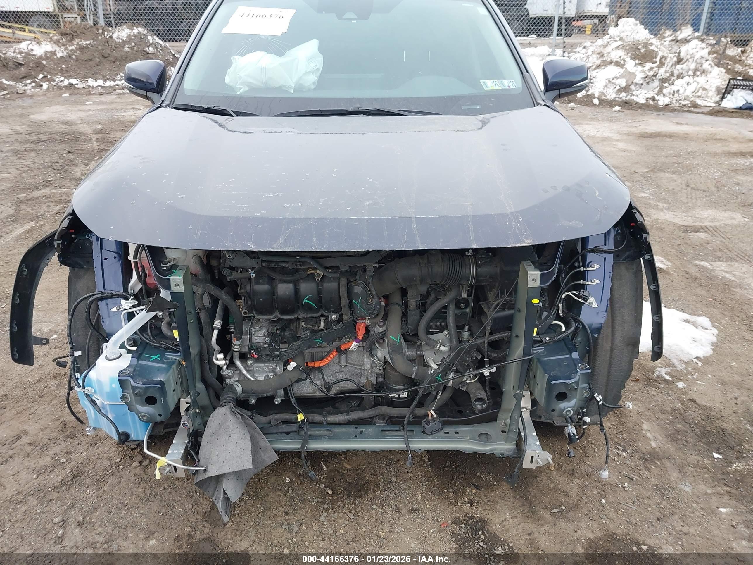 TOYOTA RAV4 image 6