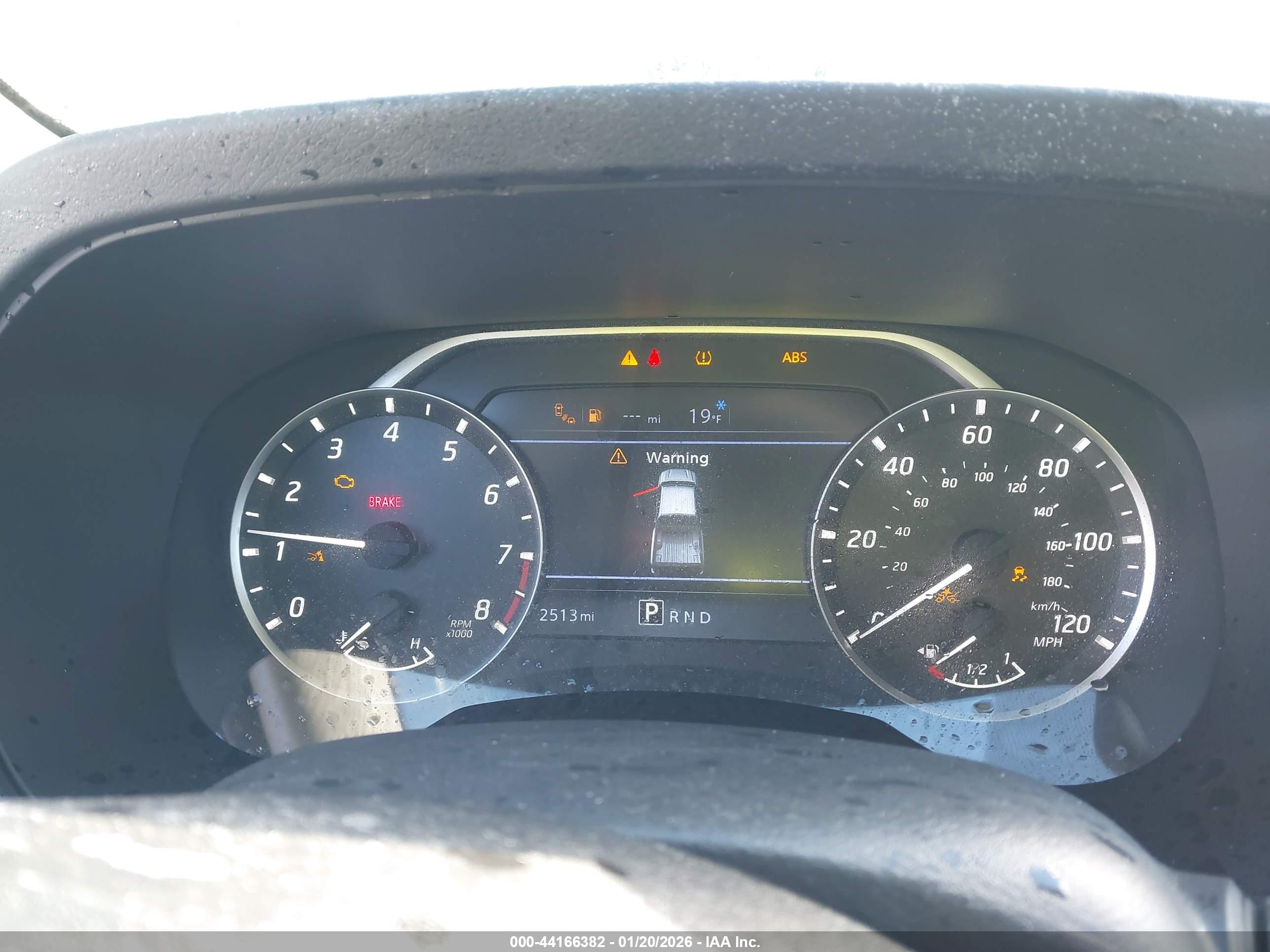 NISSAN FRONTIER image 7
