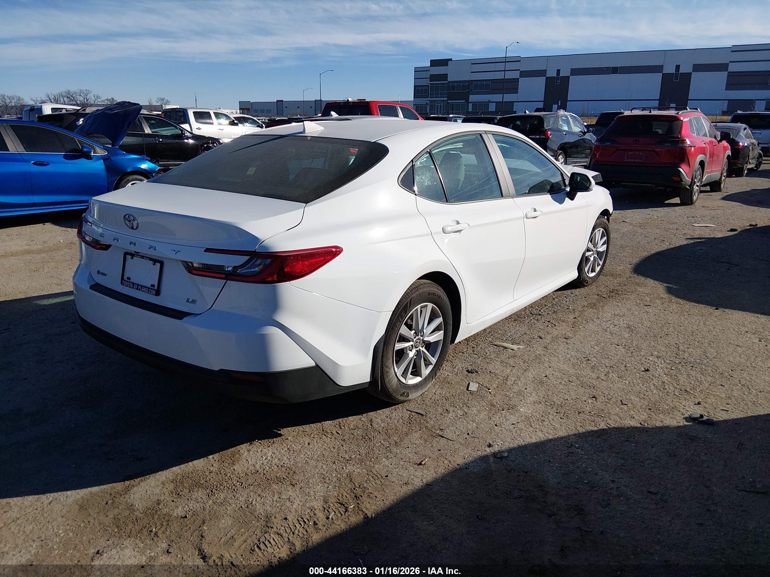 TOYOTA CAMRY image 4