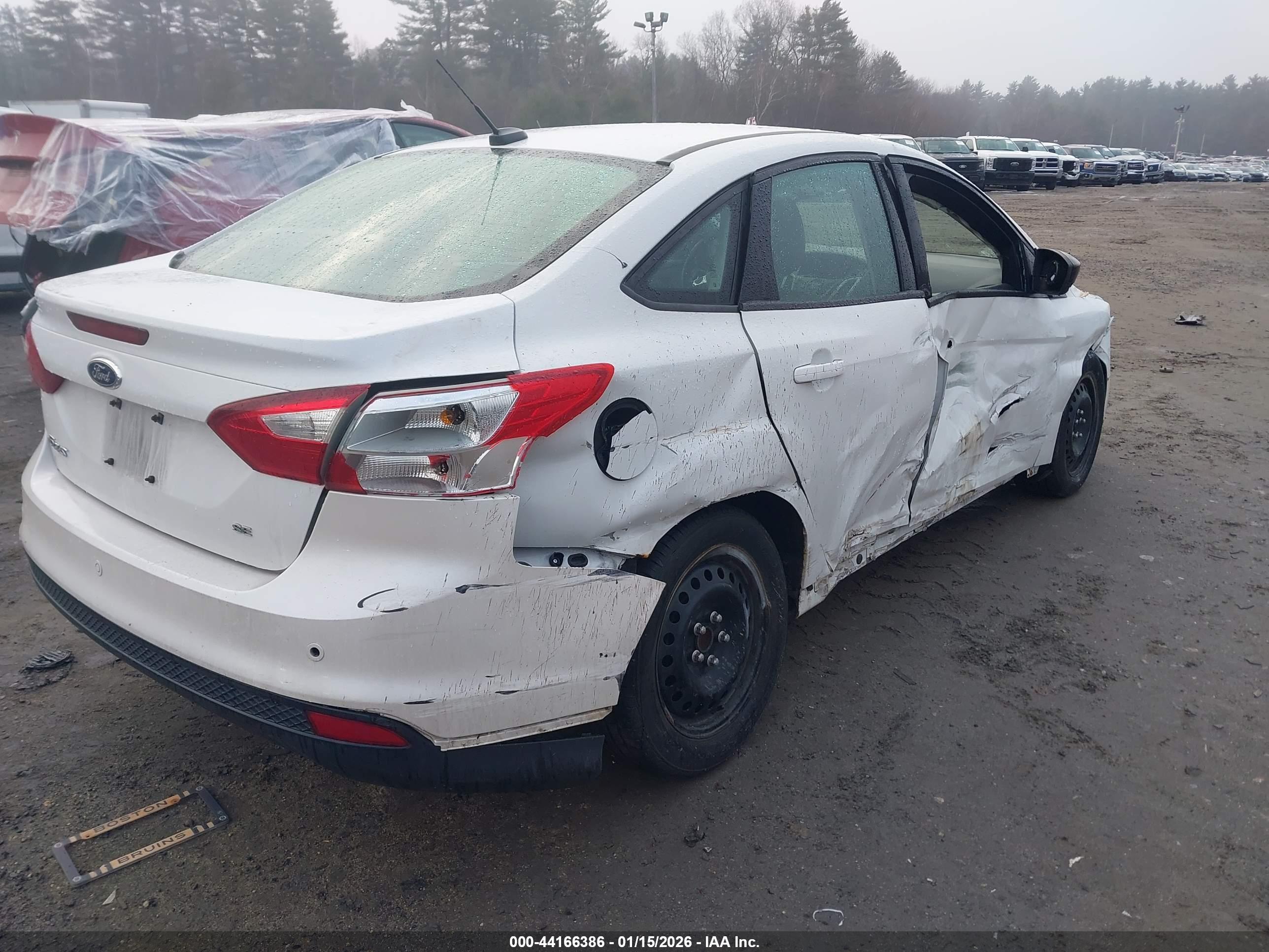 FORD FOCUS image 4