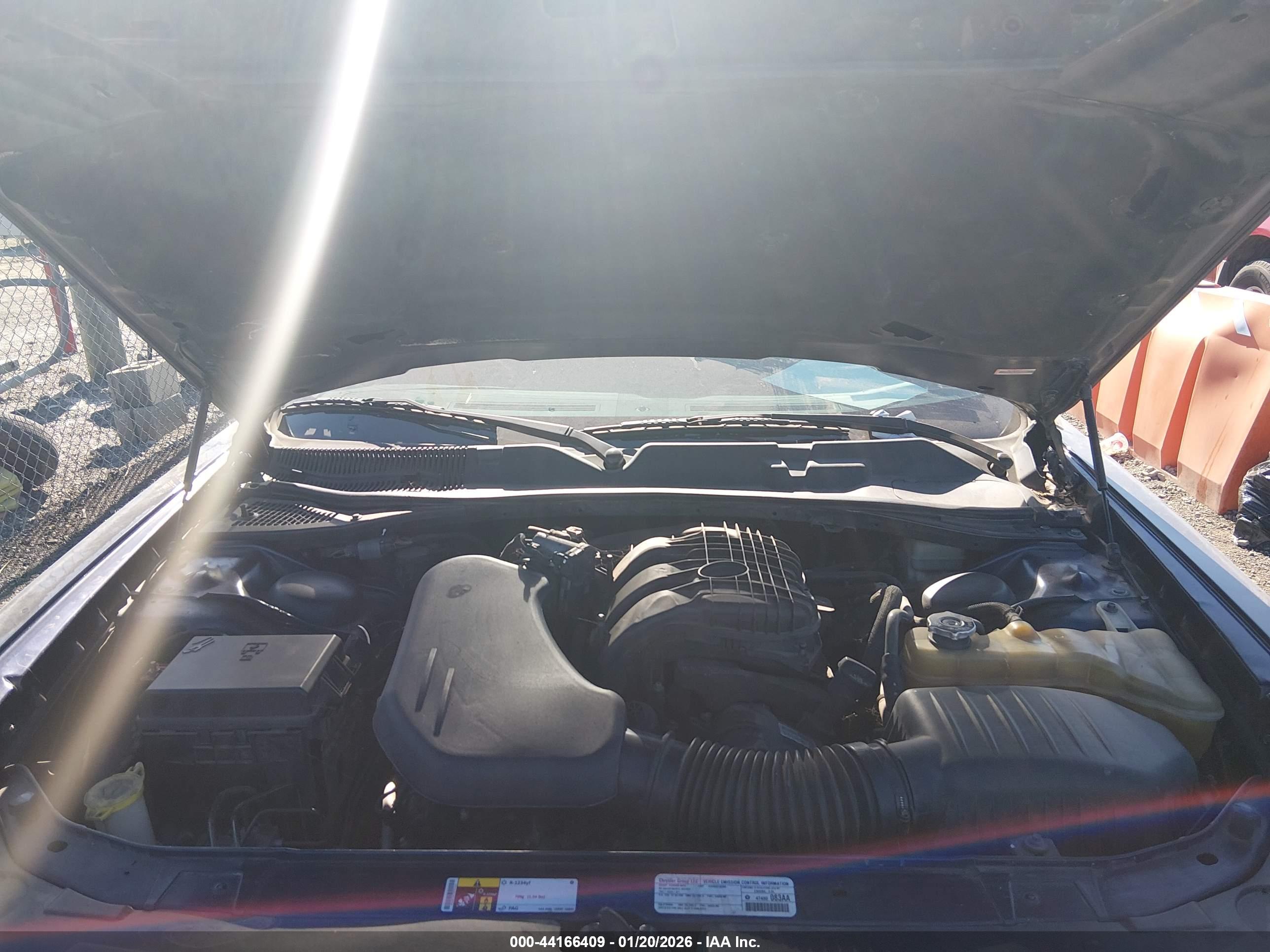 DODGE CHALLENGER image 10