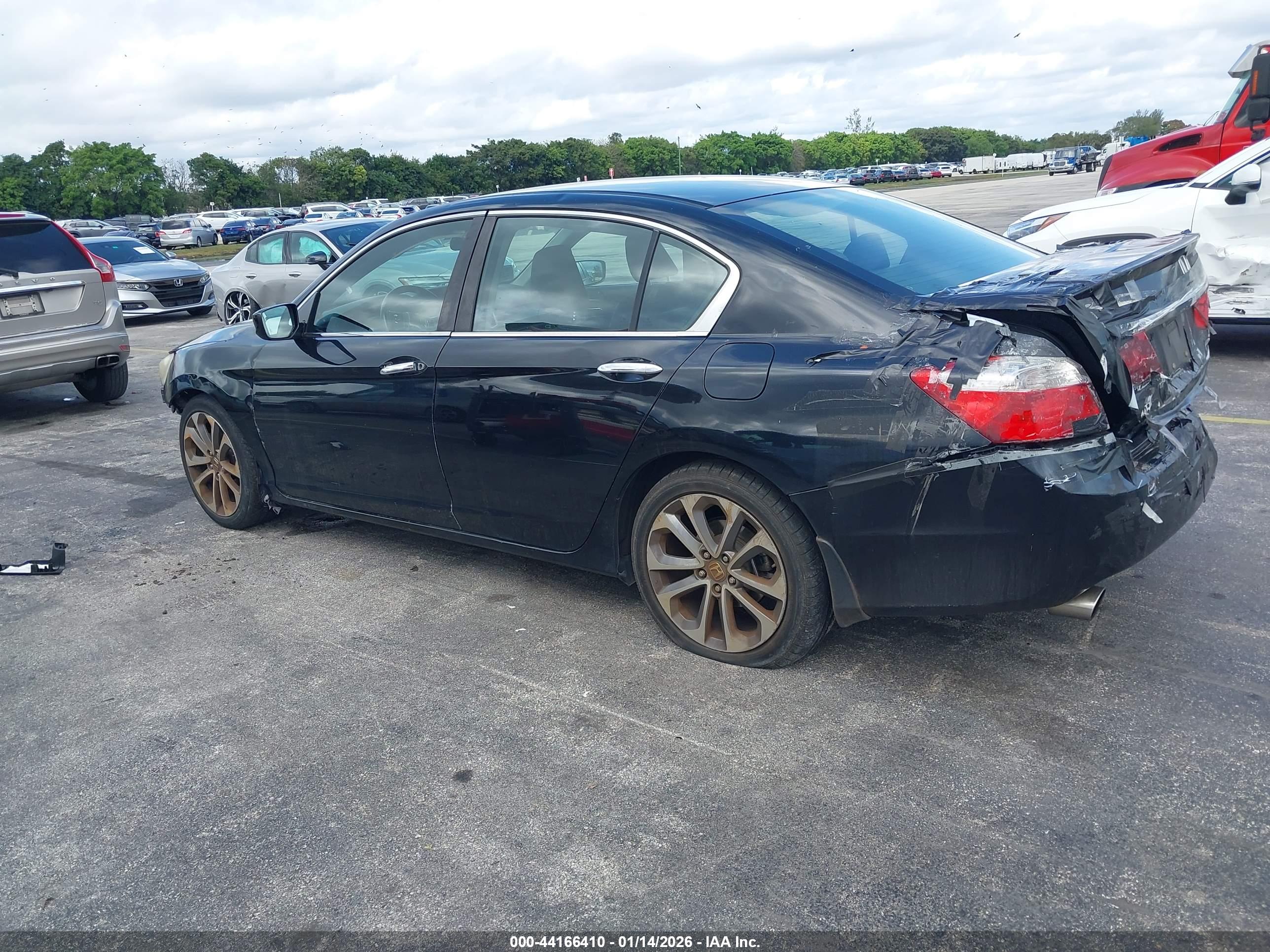 HONDA ACCORD image 3