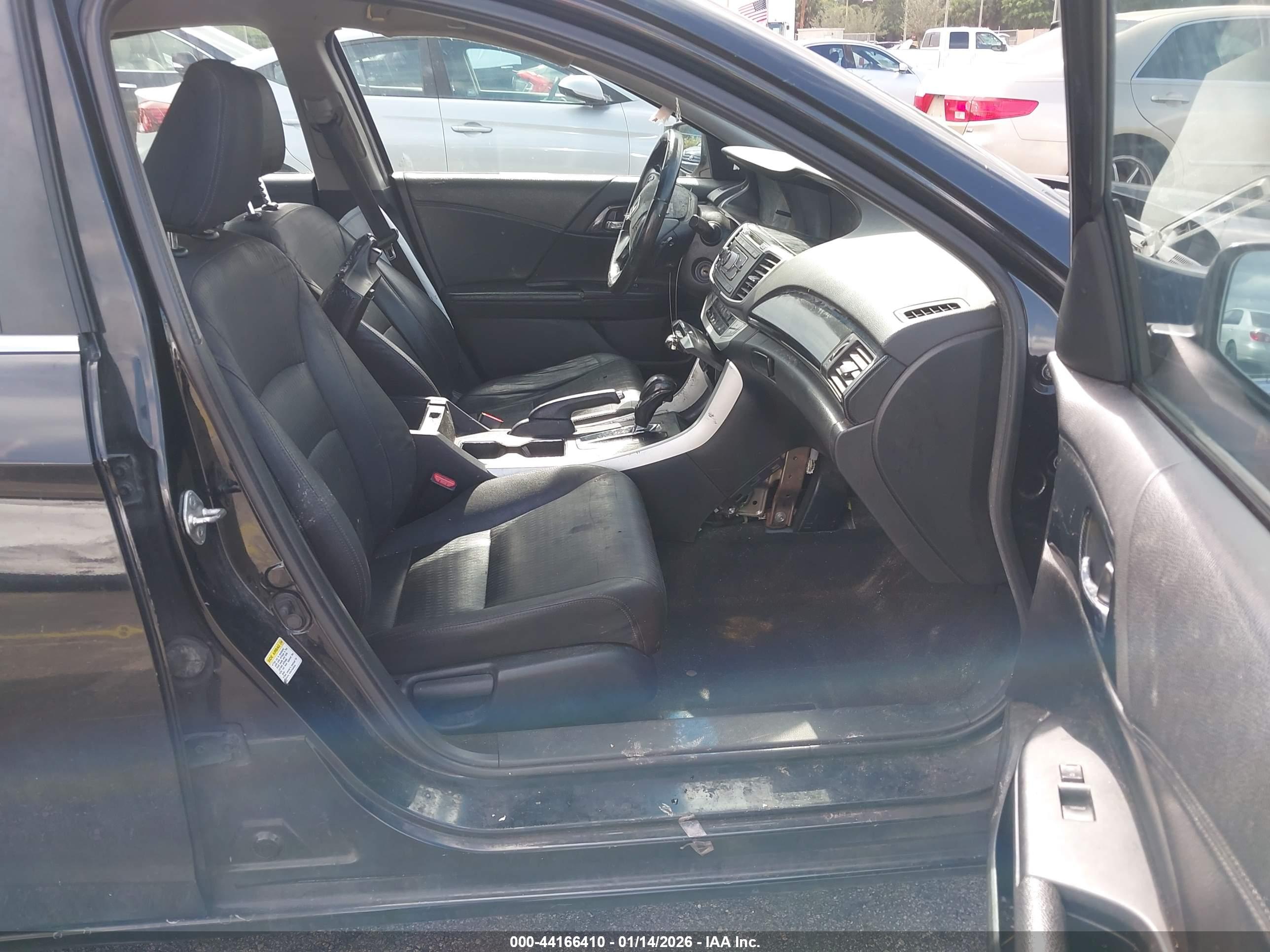 HONDA ACCORD image 5