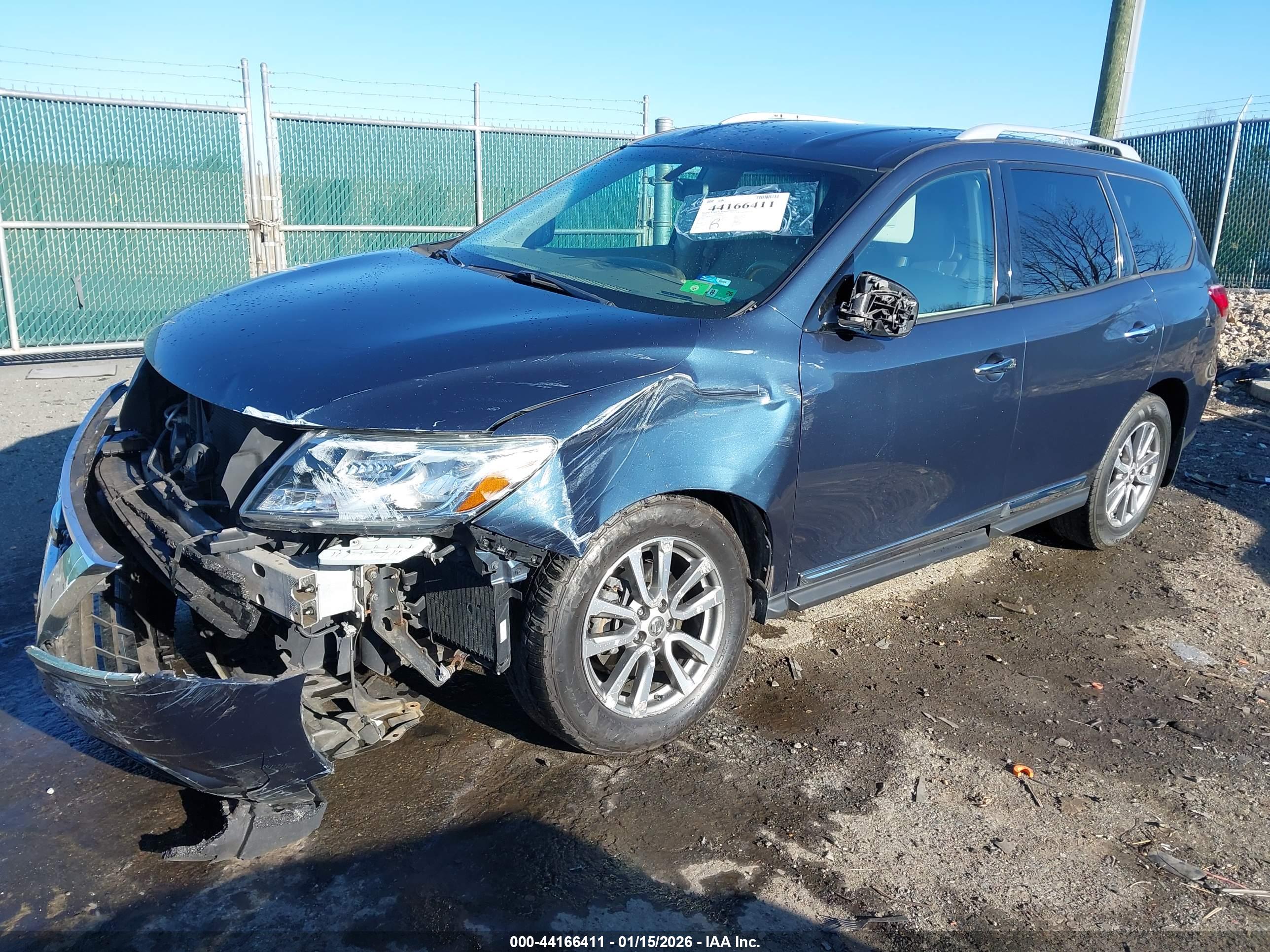 NISSAN PATHFINDER image 2