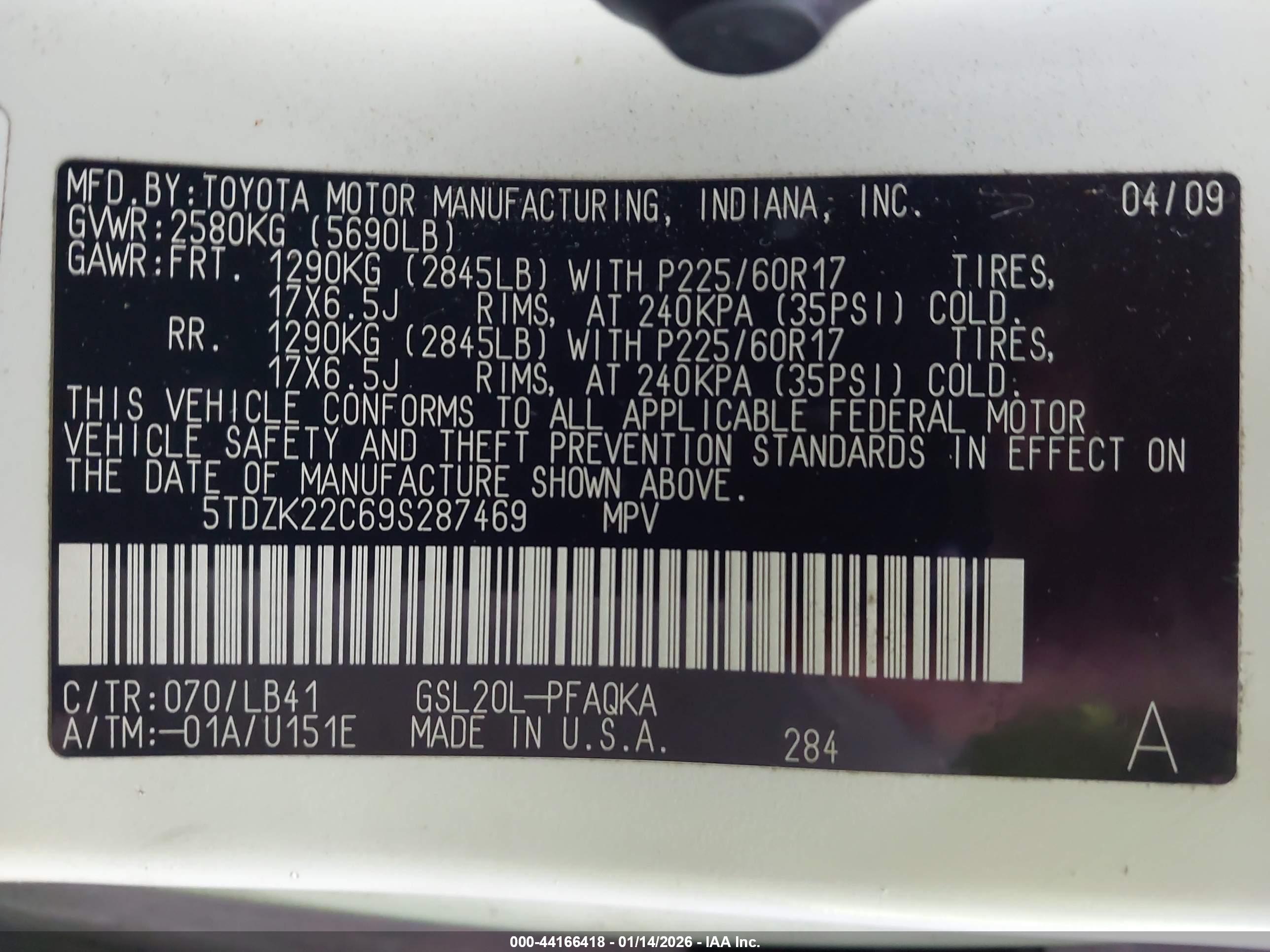 TOYOTA SIENNA image 9