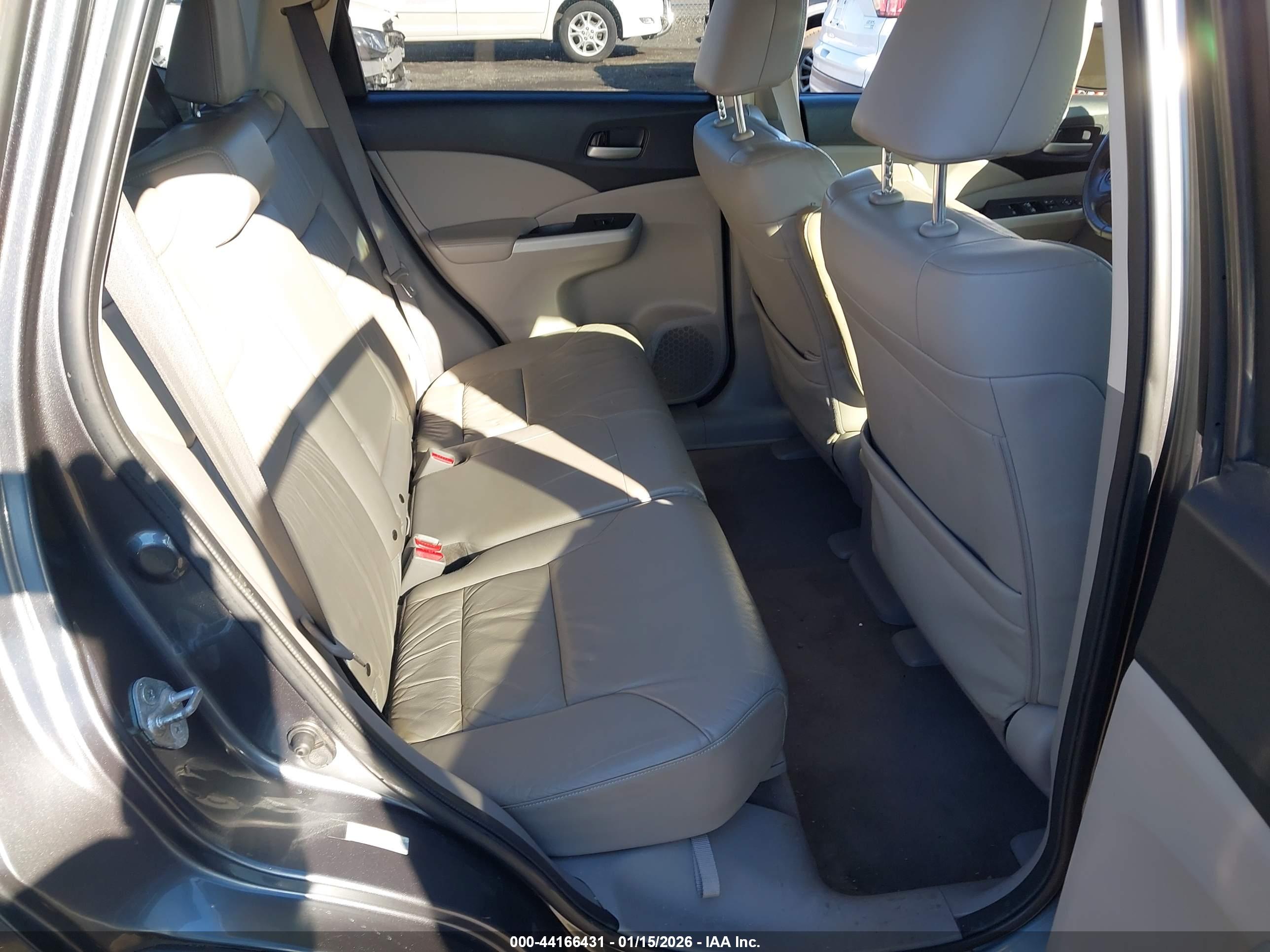 HONDA CR-V image 8