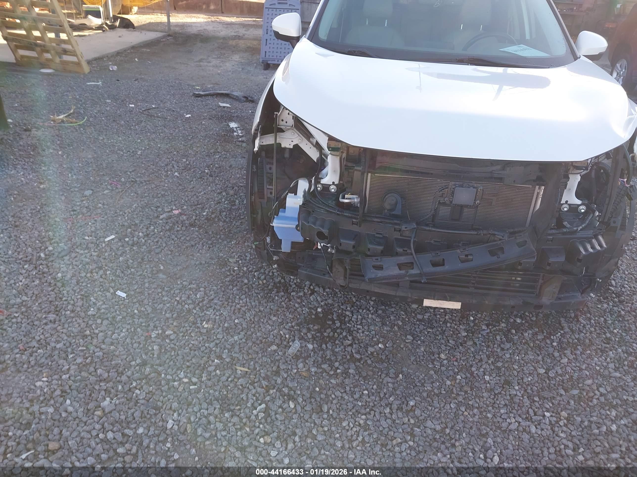 NISSAN ROGUE image 6