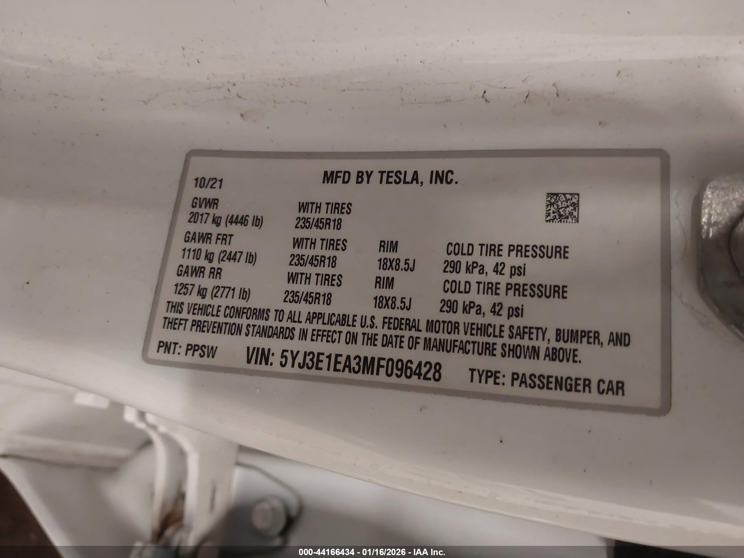 TESLA MODEL image 9
