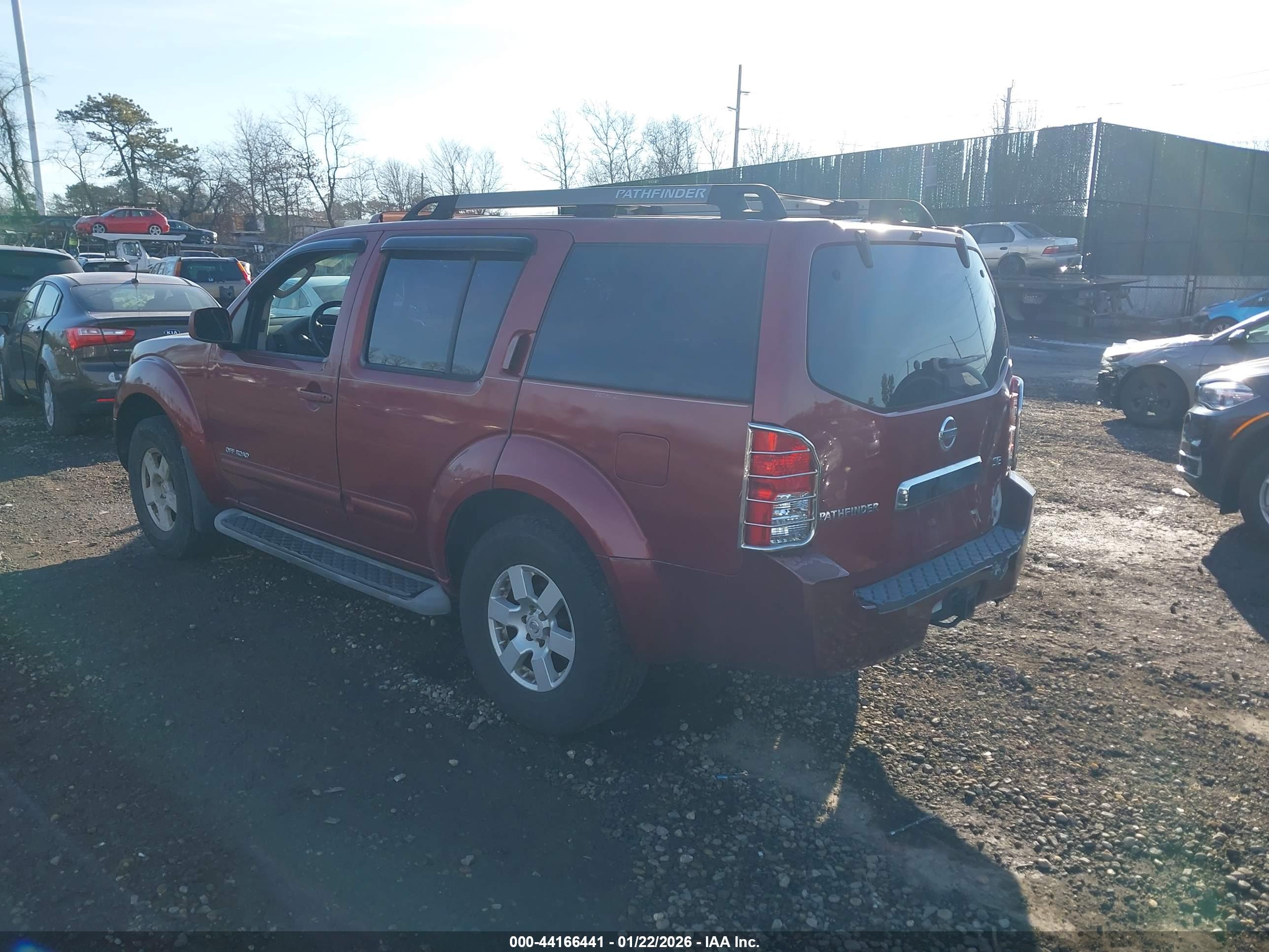NISSAN PATHFINDER image 3