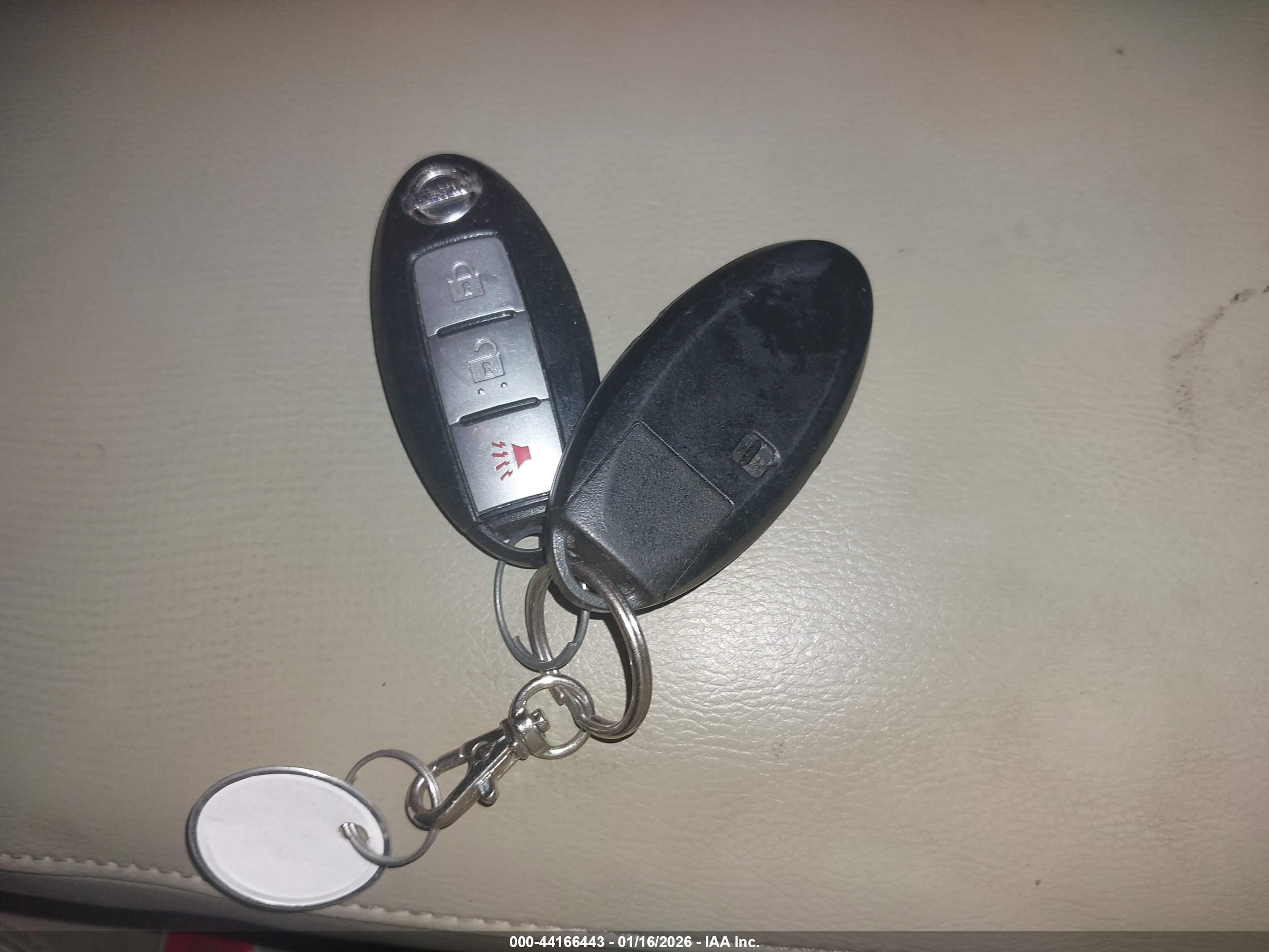 NISSAN MURANO image 11