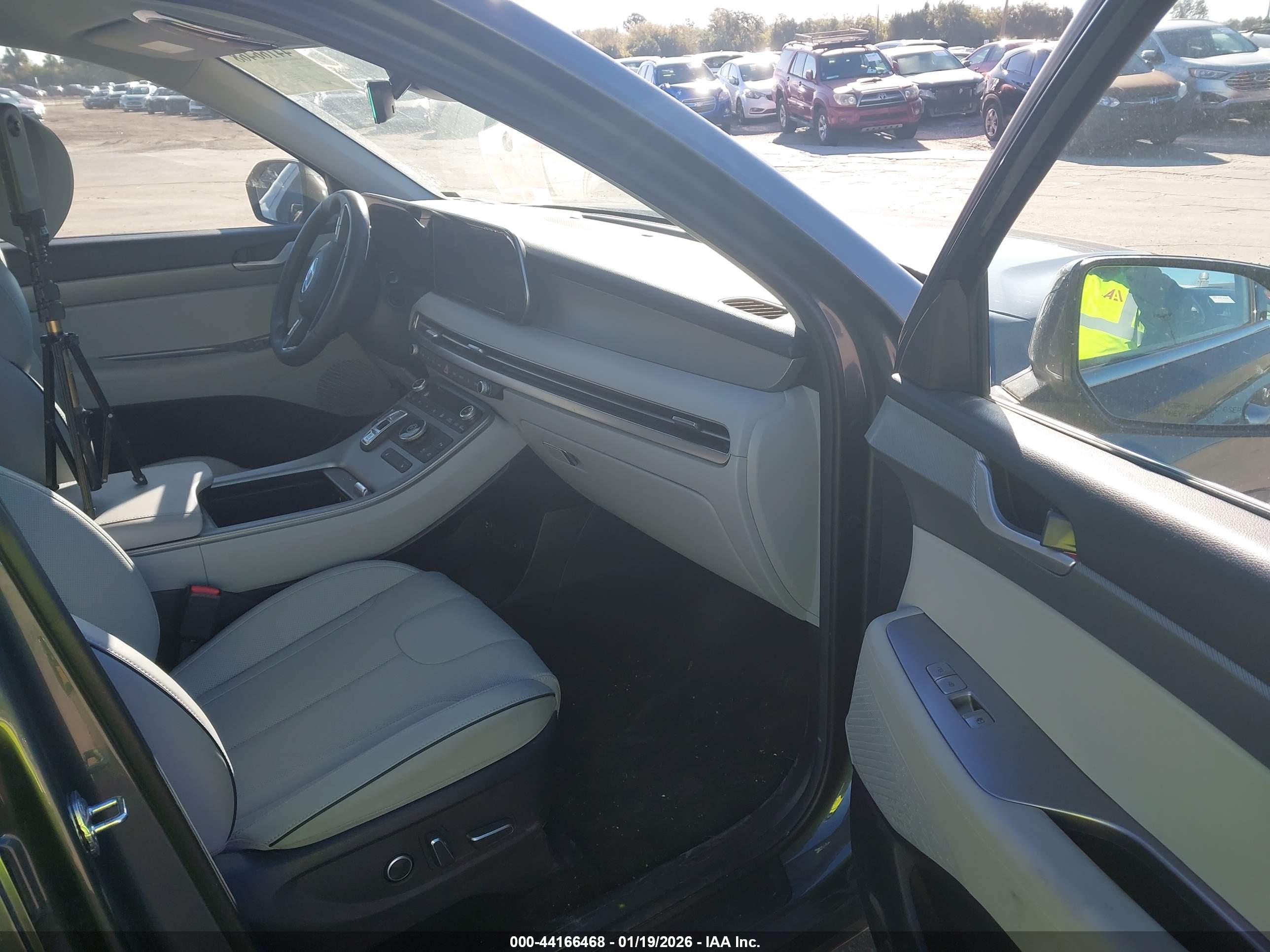 HYUNDAI PALISADE image 5