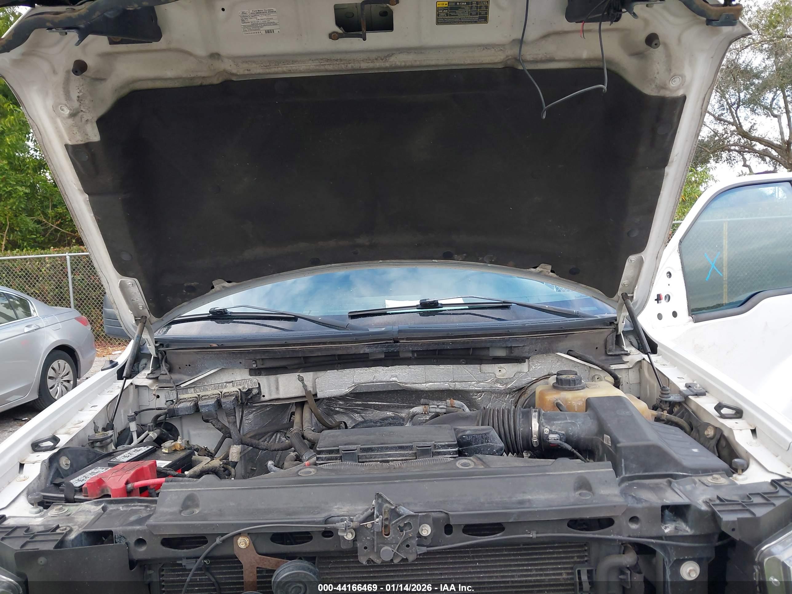 FORD F-150 image 10