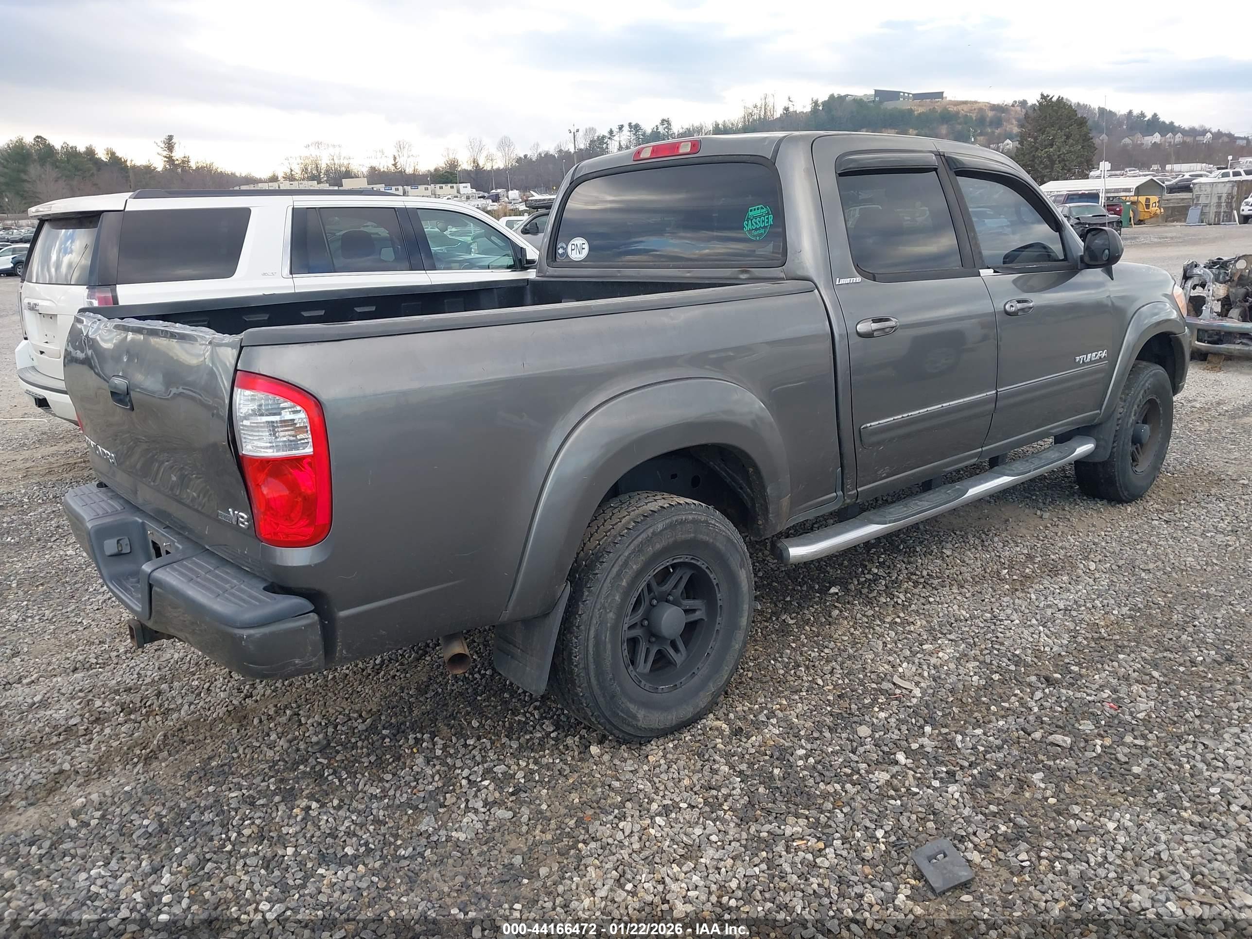 TOYOTA TUNDRA image 4